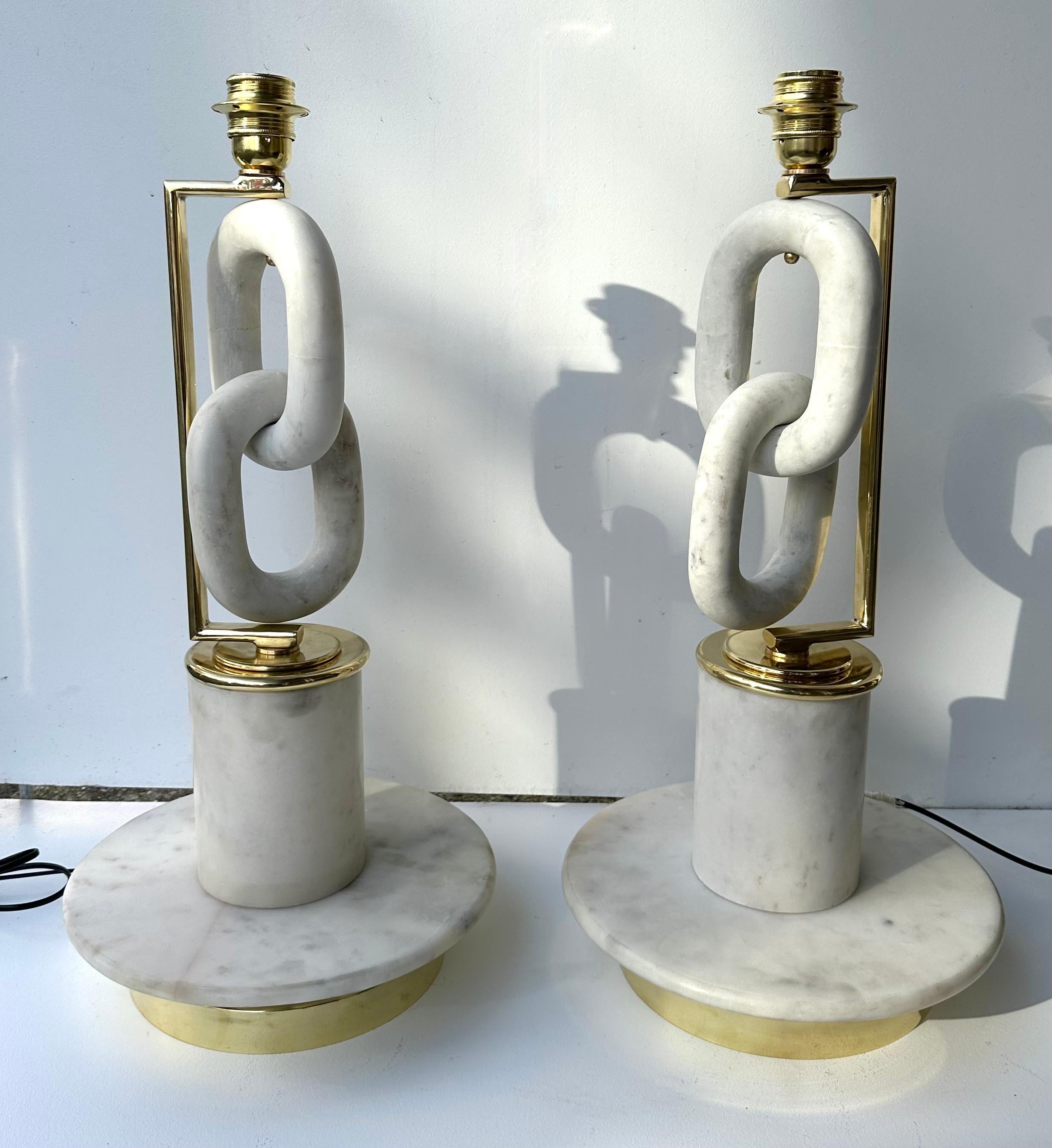 Contemporary Pair of Brass Lamps Marble Chain. Italy For Sale 6