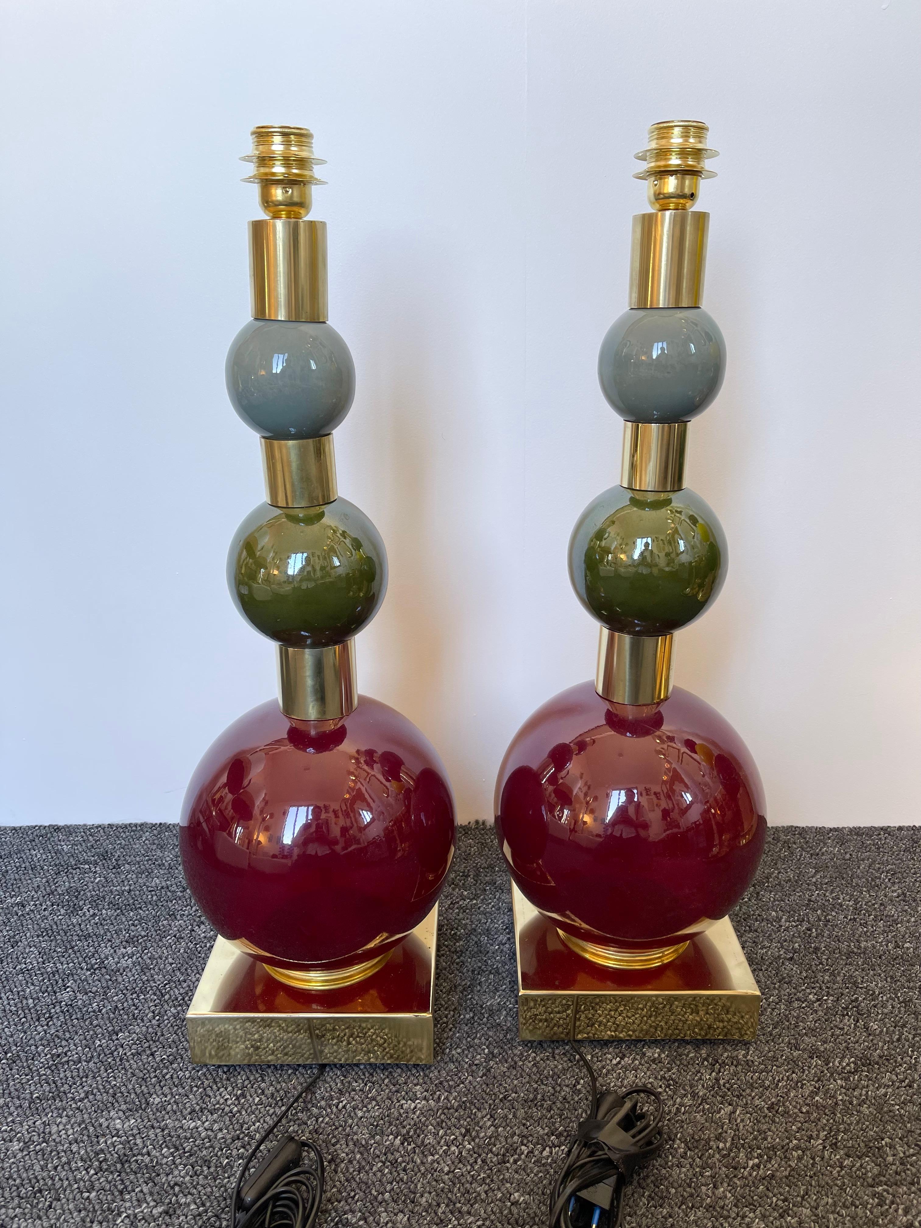 Contemporary Pair of Brass Murano Glass and Ceramic Ball Lamps, Italy In New Condition For Sale In SAINT-OUEN, FR