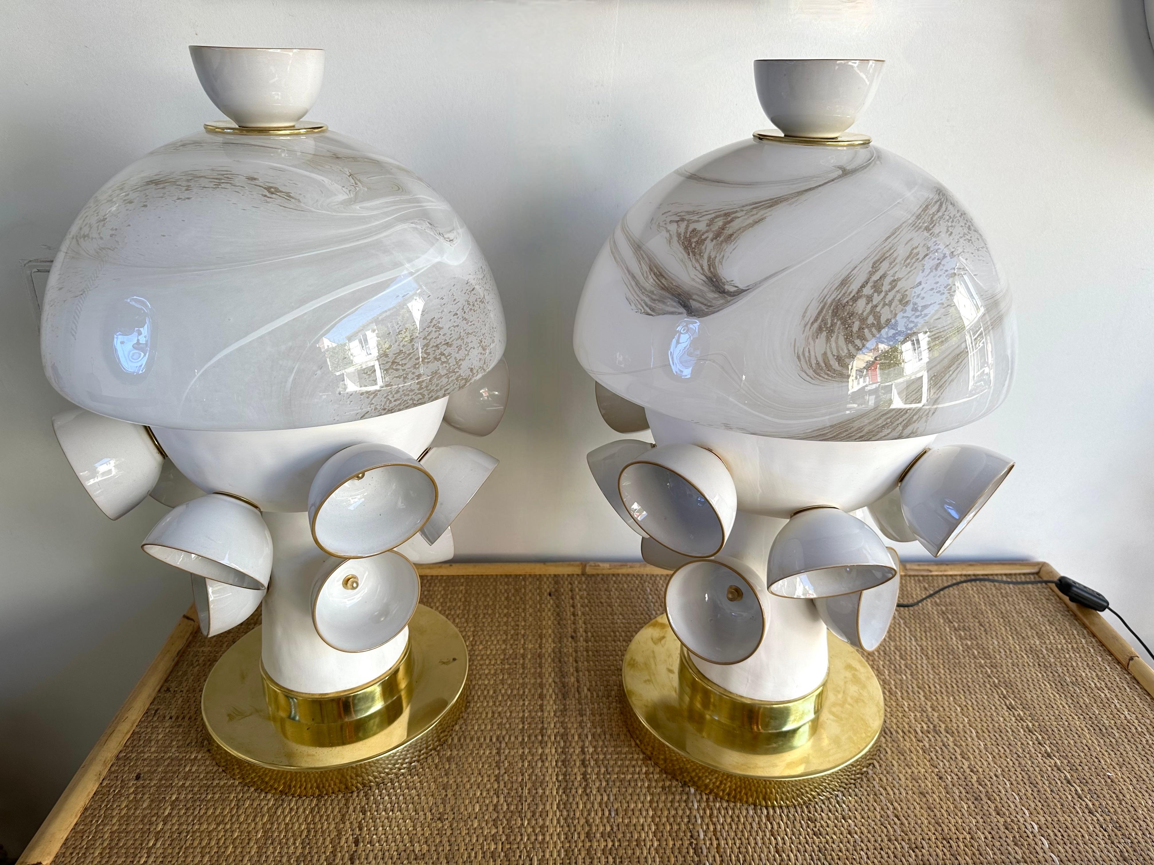 Contemporary Pair of Brass Murano Glass and Ceramic Mushroom Lamps, Italy For Sale 8