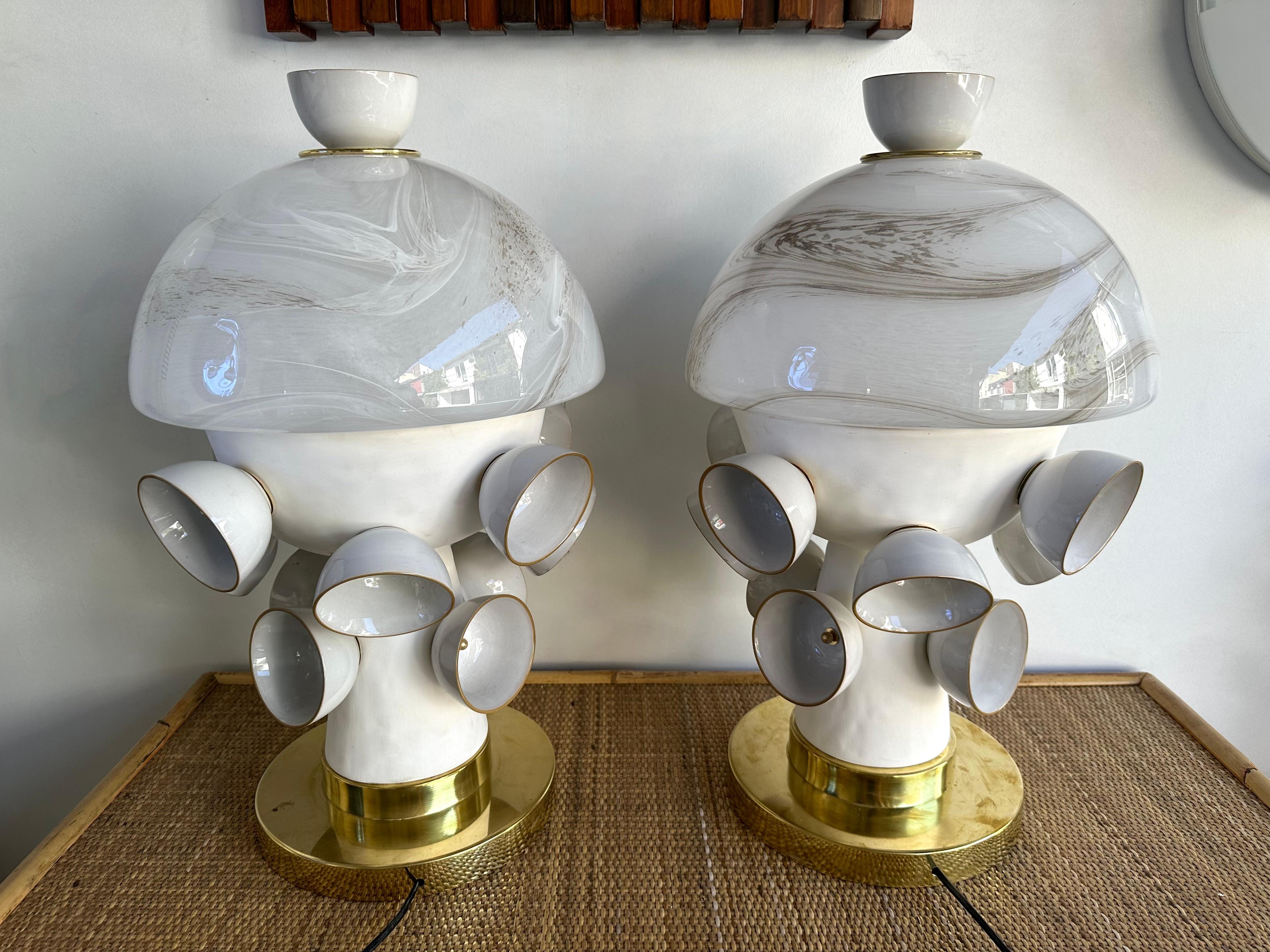 Contemporary Pair of Brass Murano Glass and Ceramic Mushroom Lamps, Italy For Sale 9