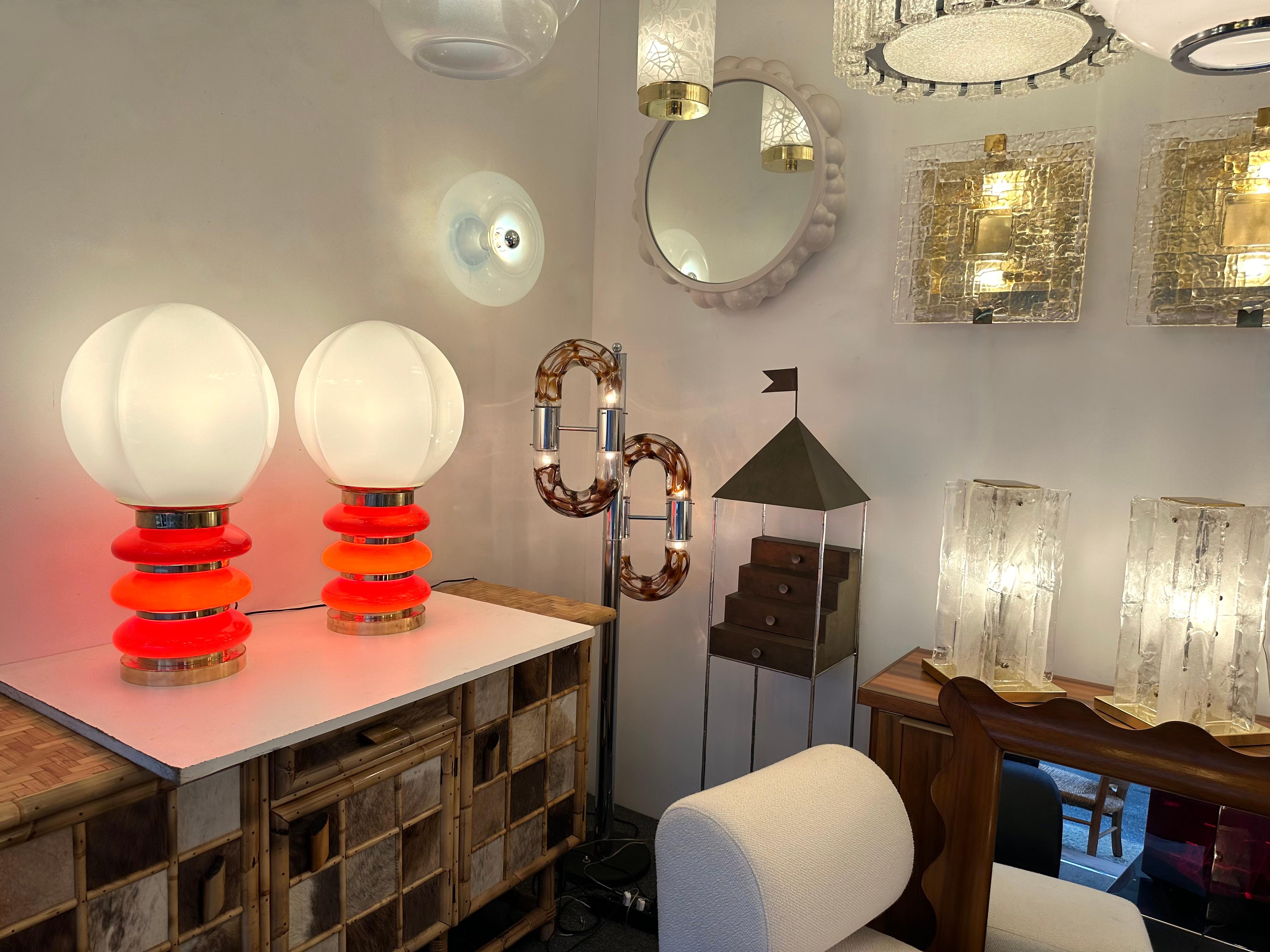 Contemporary Pair of Brass Murano Glass Balloon Lamps, Italy In New Condition For Sale In SAINT-OUEN, FR