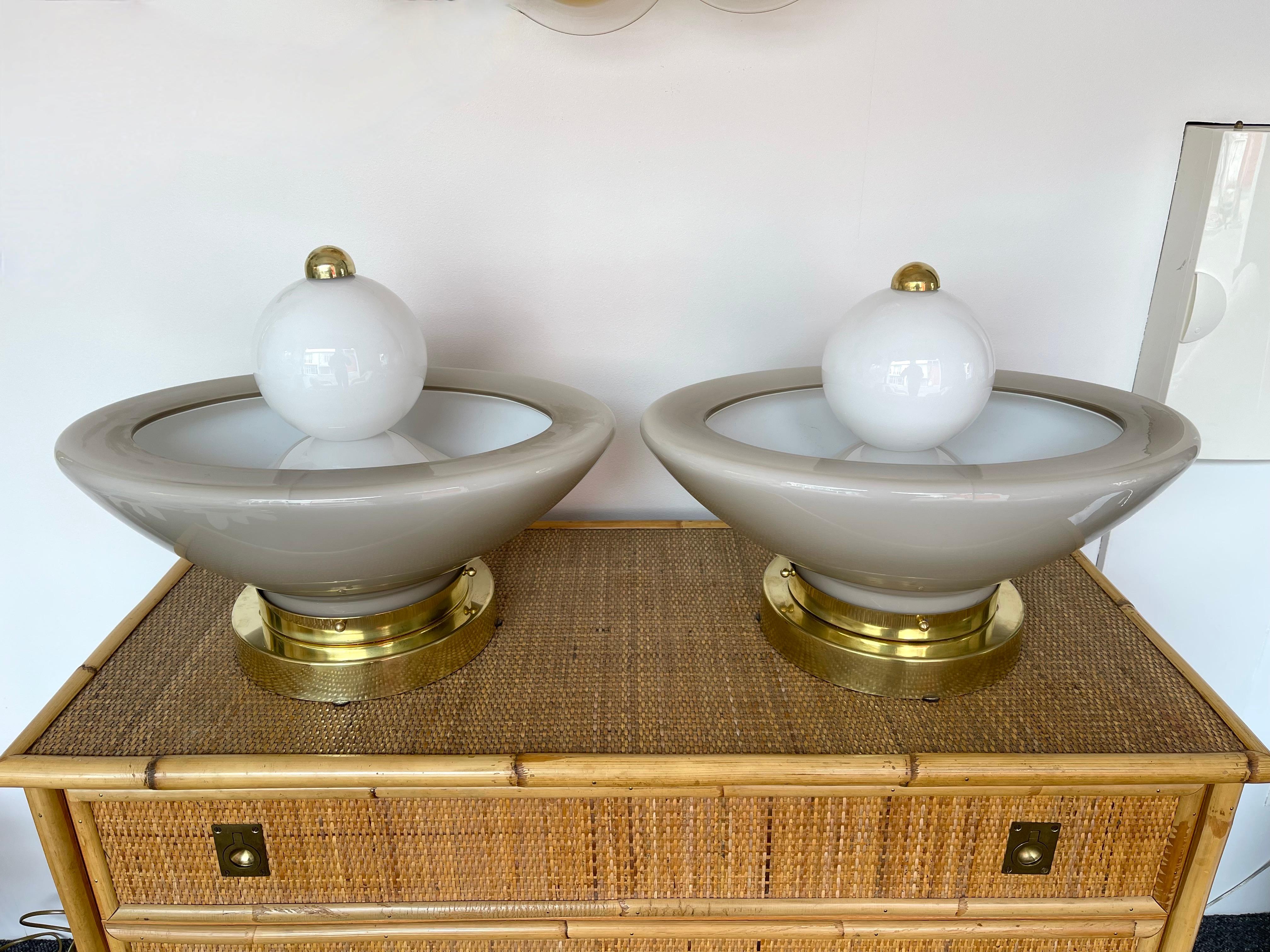 Paire de lampes à fontaine contemporaines en laiton et verre de Murano, Italie en vente 2