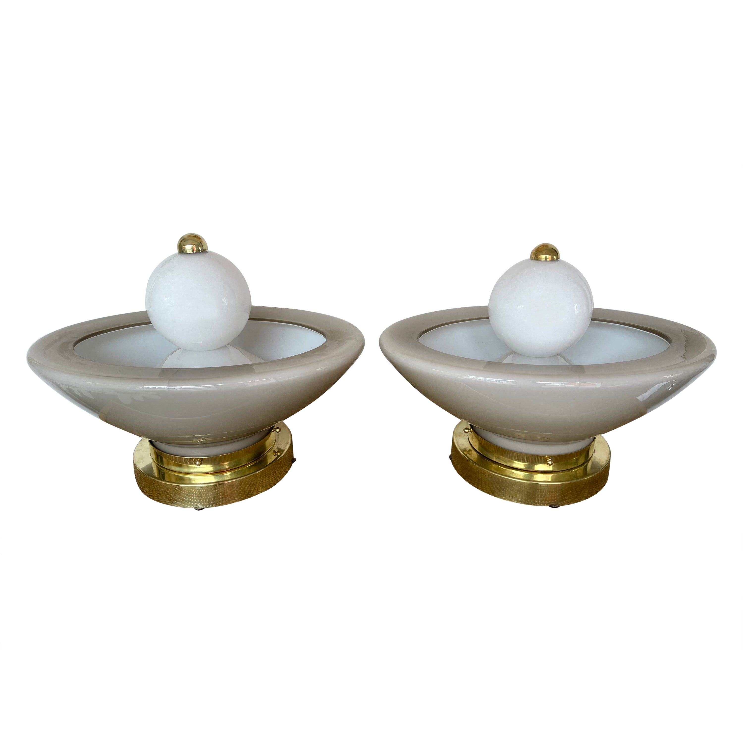 Pareja contemporánea de lámparas de fuente de latón y cristal de Murano, Italia en venta
