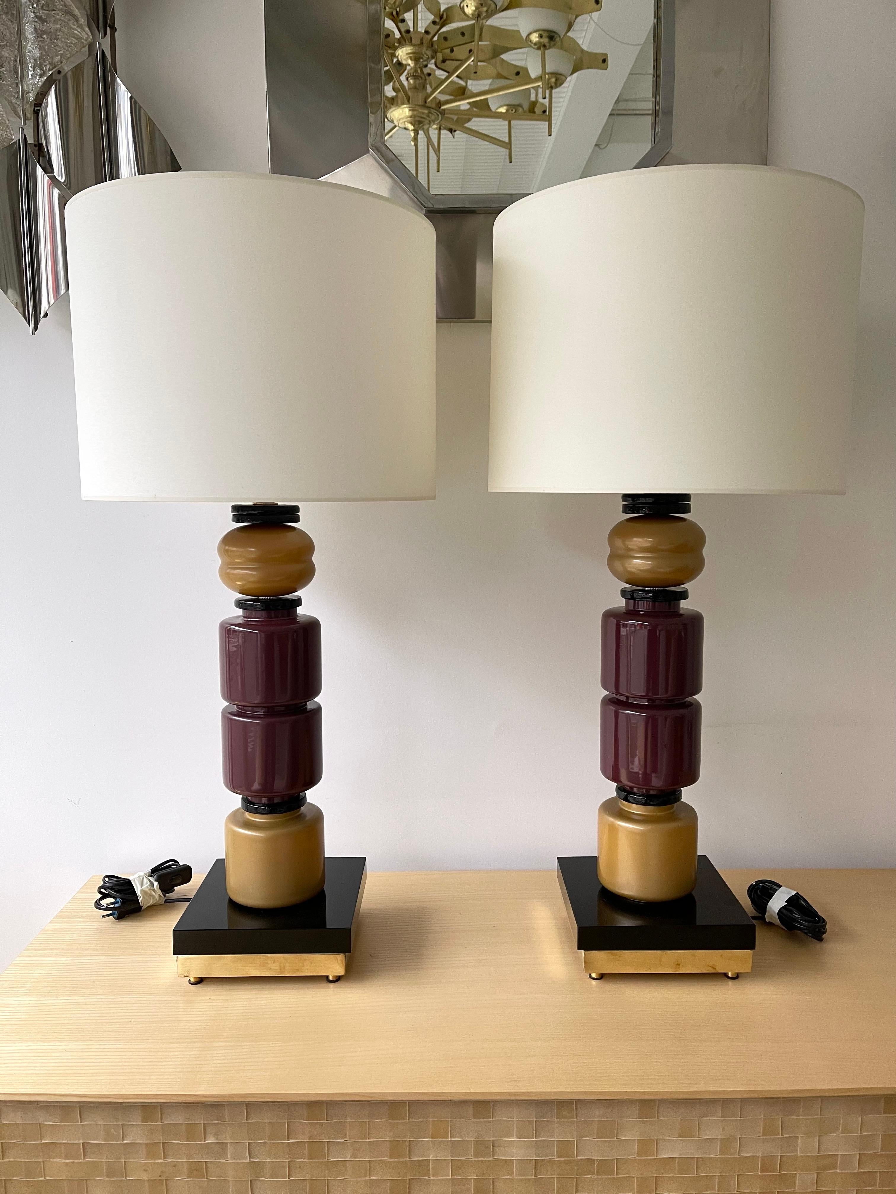 Paire de lampes totems contemporaines en laiton et verre de Murano, Italie en vente 5