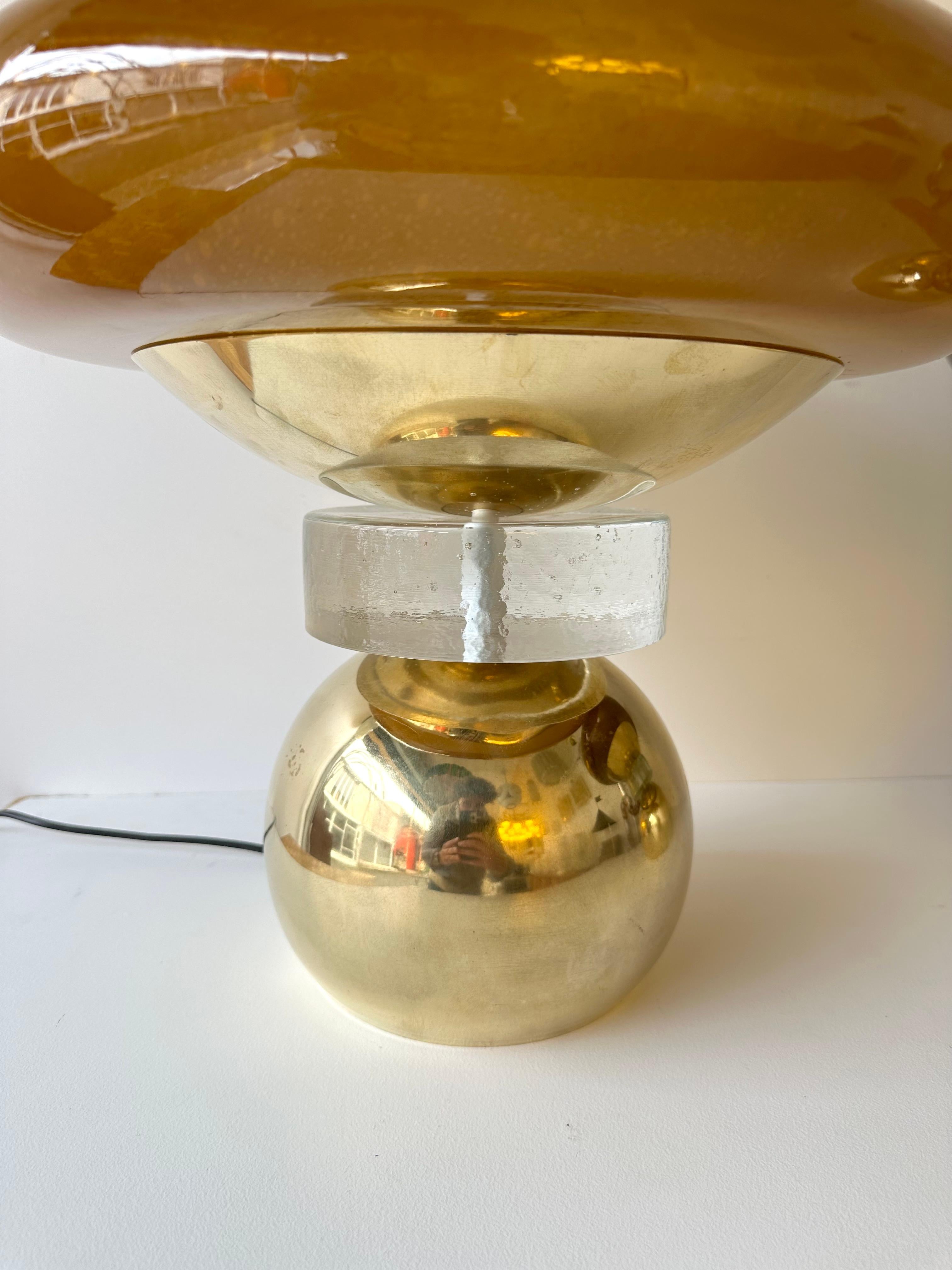 Contemporary Pair of Brass Mushroom Amber Murano Glass Lamps, Italy 8