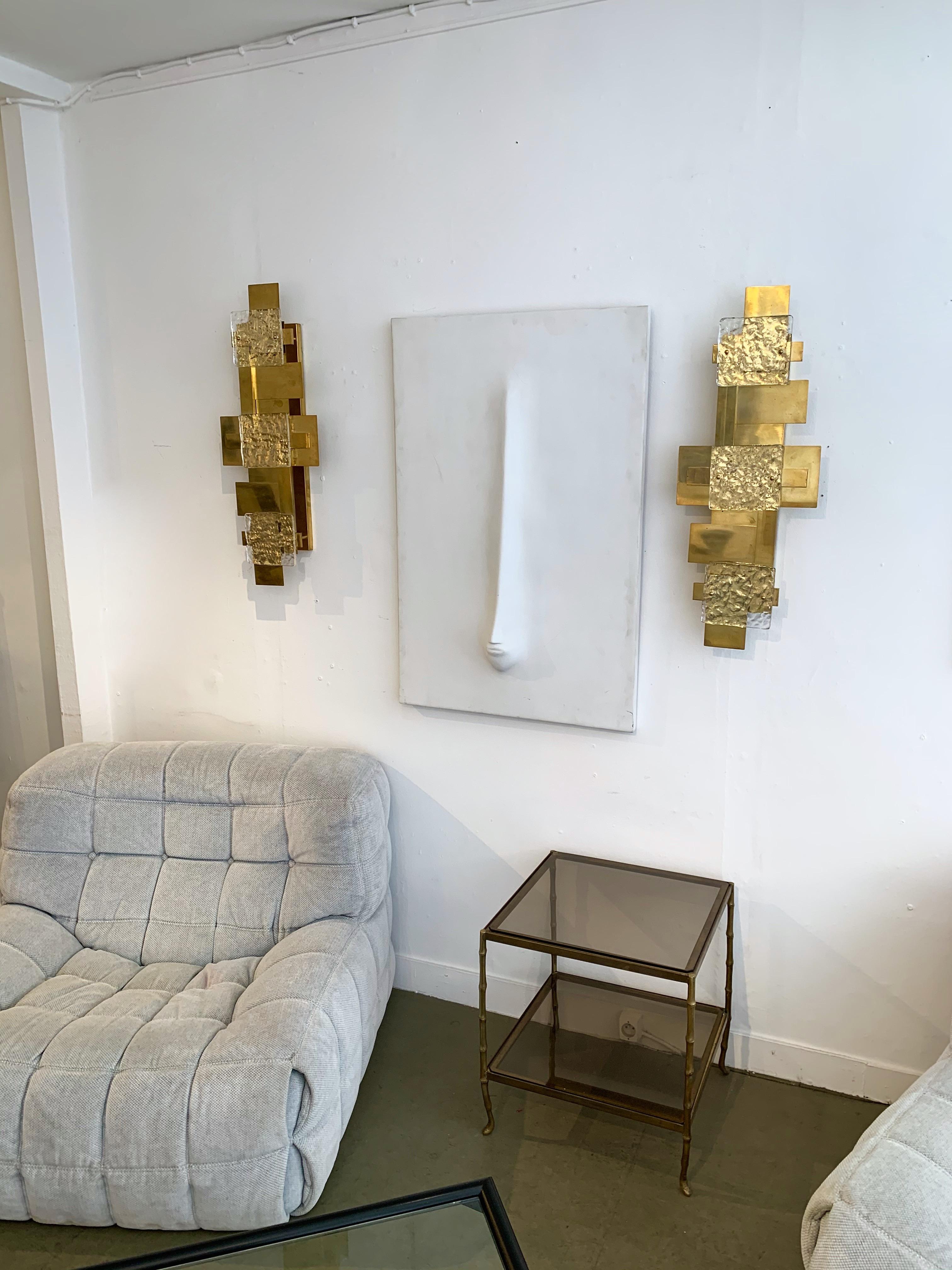 Contemporary Pair of Brass Sconces Geometrical Murano Glass, Italy For Sale 4
