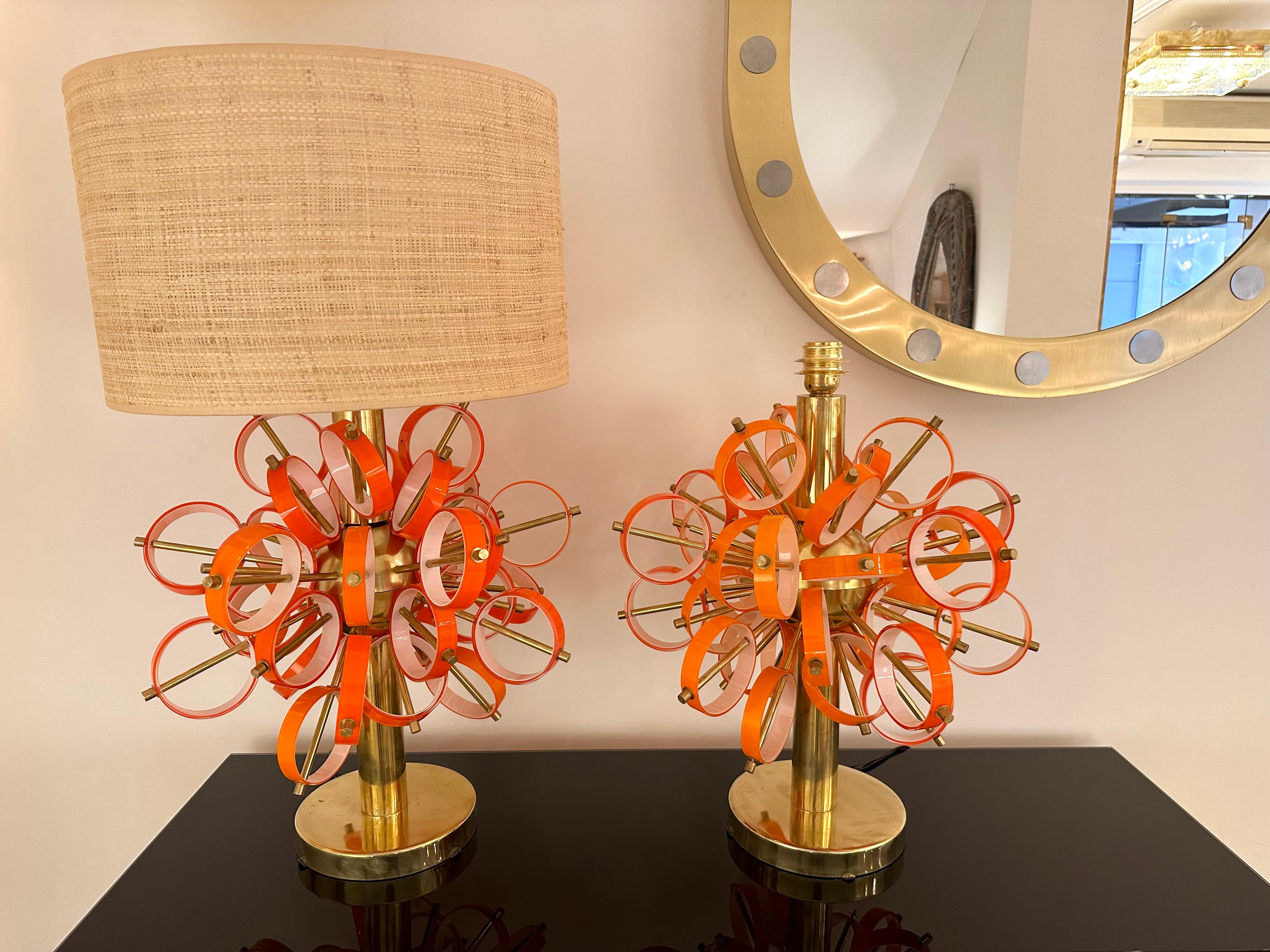 Contemporary Pair of Brass Sputnik Rings Murano Glass Lamps , Italy For Sale 2