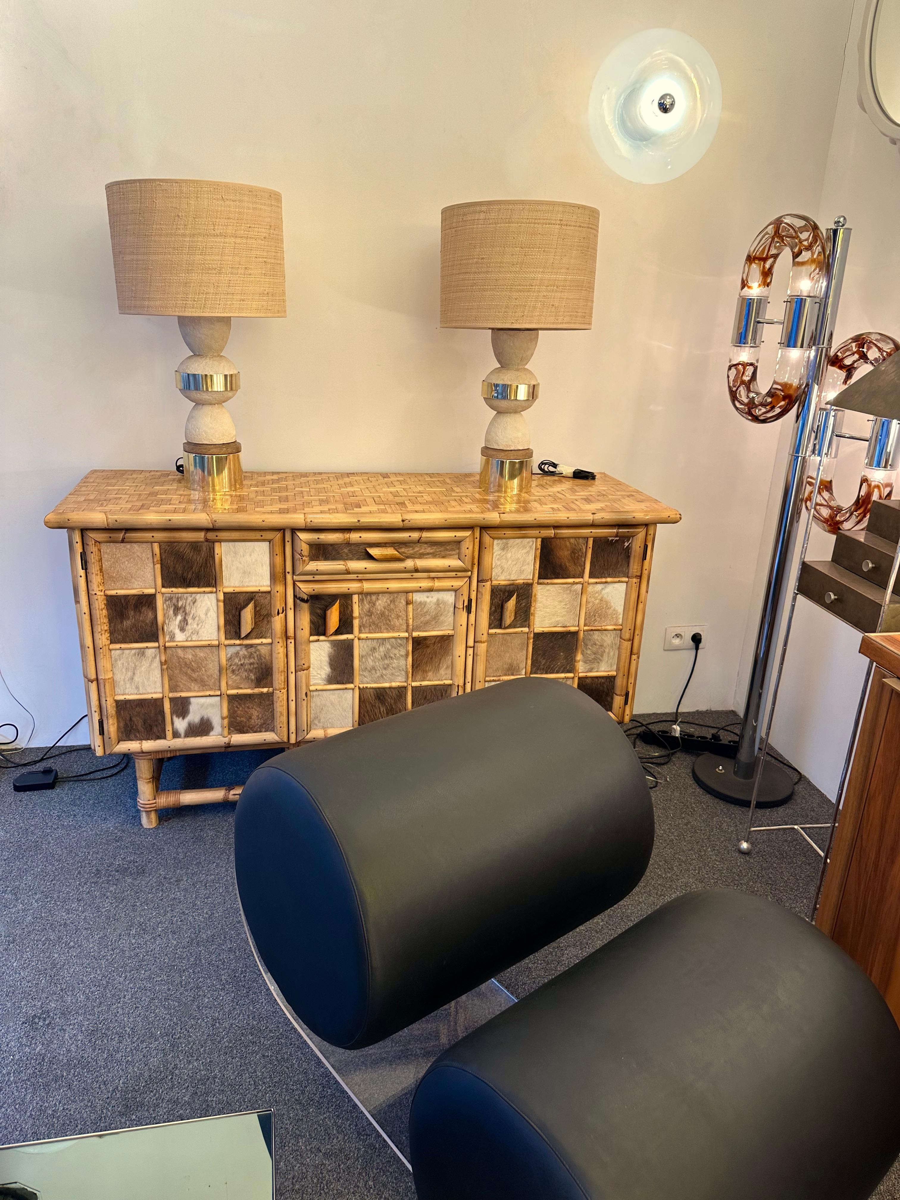 Contemporary Pair of Brass, Wood and Concrete Cast Stone Lamps, Italy 5