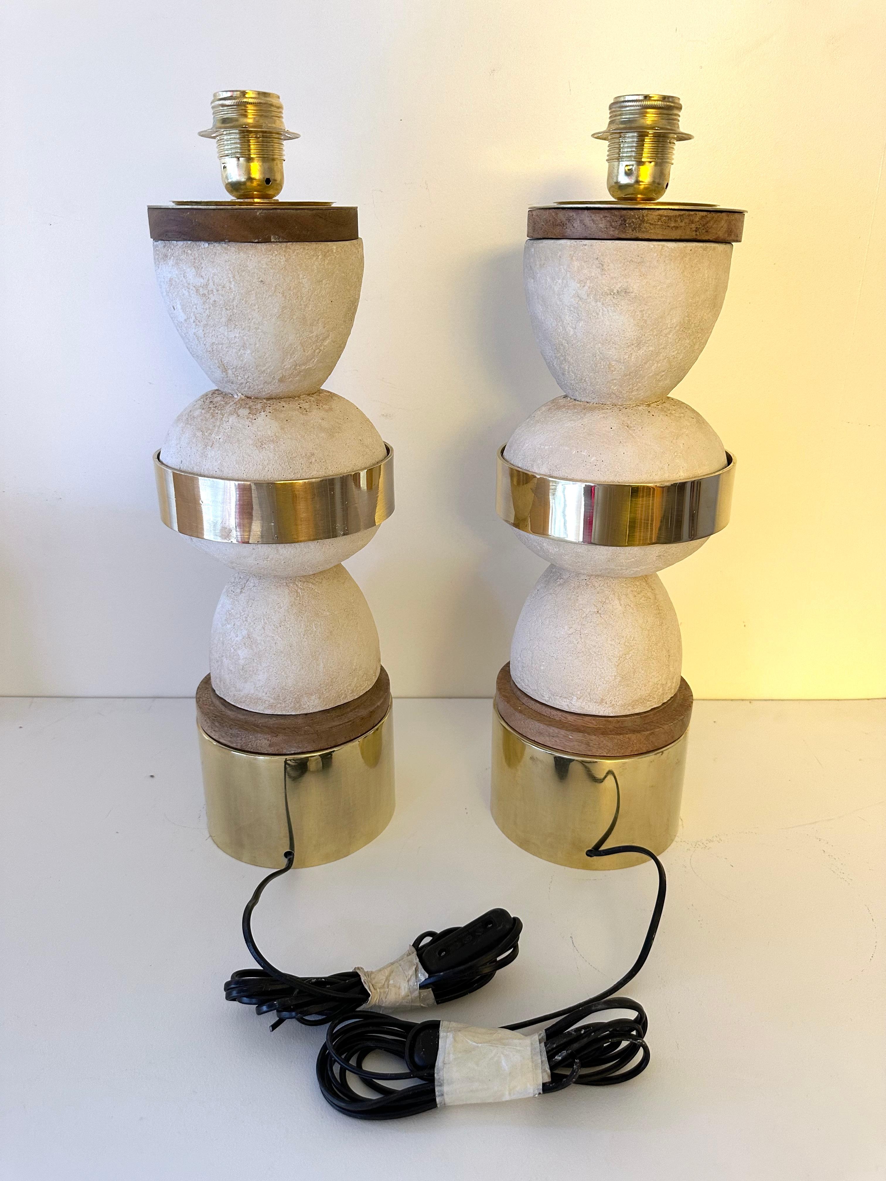 Contemporary Pair of Brass, Wood and Concrete Cast Stone Lamps, Italy 3