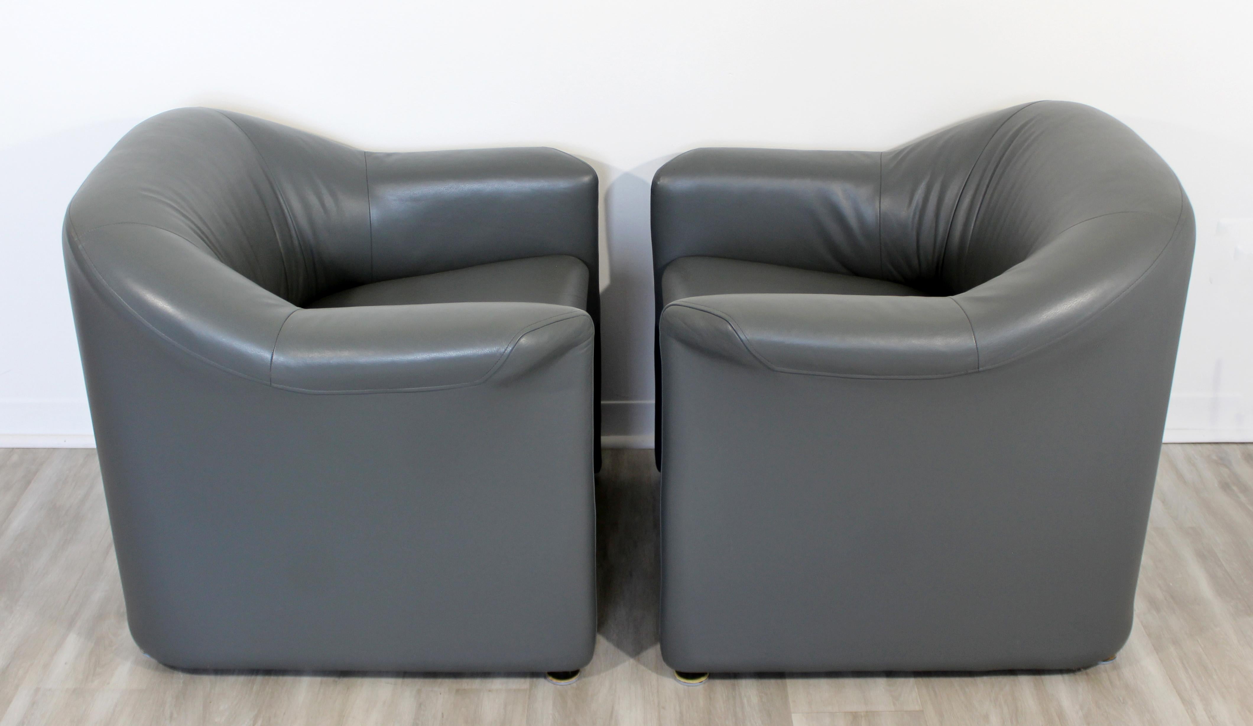 Contemporary Pair of Brayton Gray Leather Accent Lounge Armchairs, 1990s In Good Condition In Keego Harbor, MI