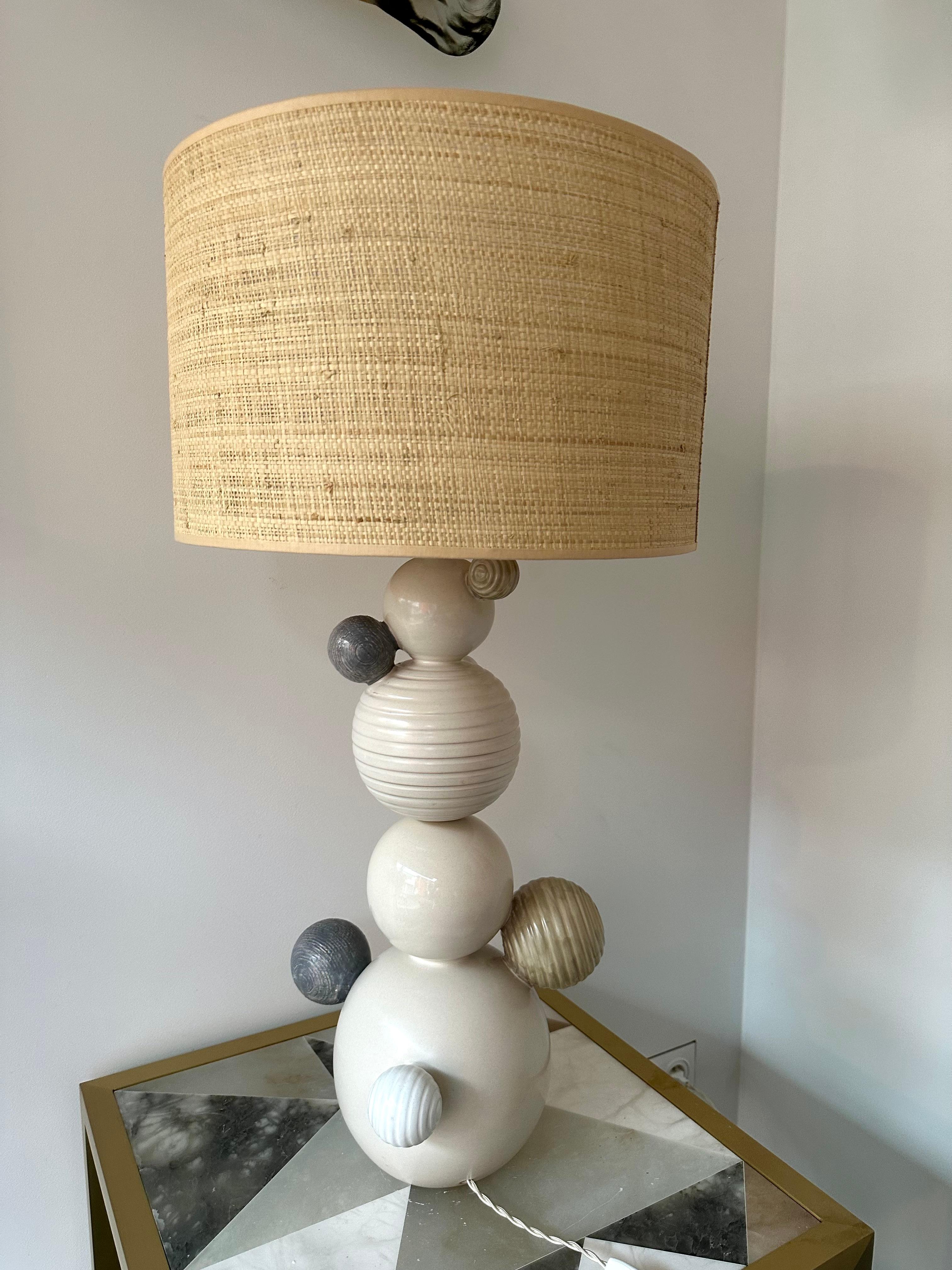 Contemporary Pair of Ceramic Atomo Lamps by Antonio Cagianelli, Italy For Sale 1