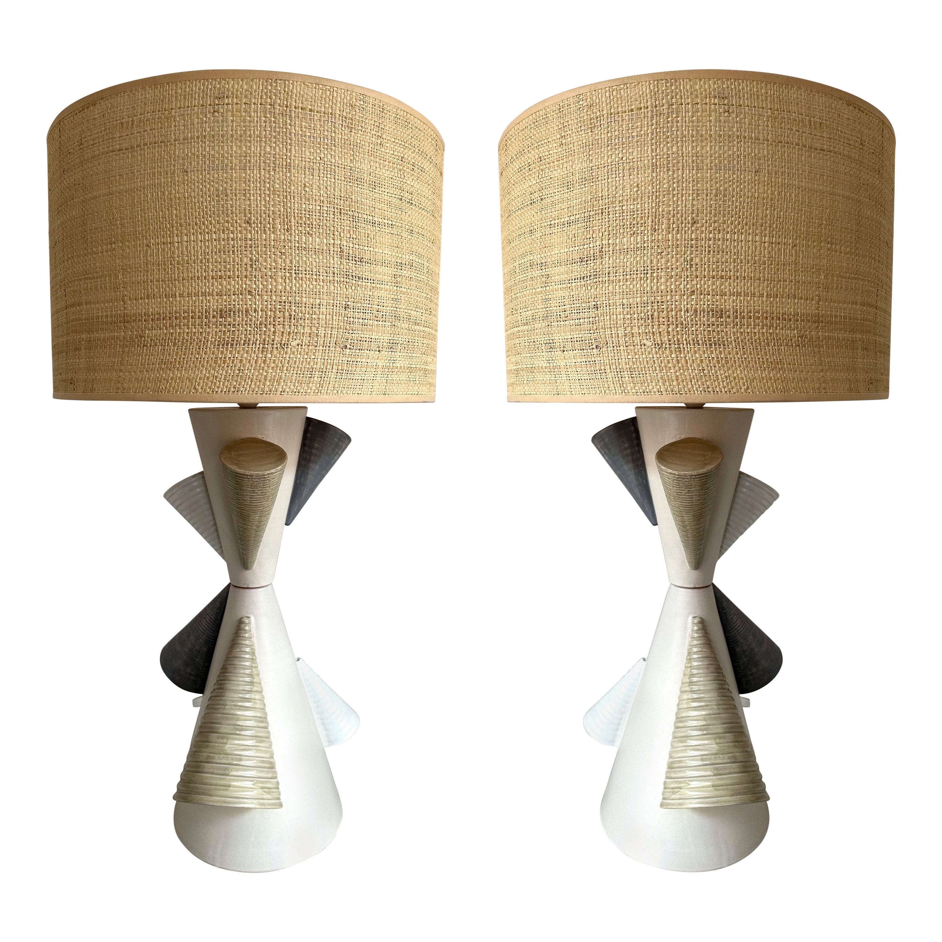 Paire de lampes coniques contemporaines en céramique par Antonio Cagianelli, Italie en vente