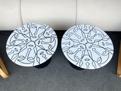 Zeitgenössisches Paar keramischer Tische mit Gesichtern von Antonio Cagianelli, Italien