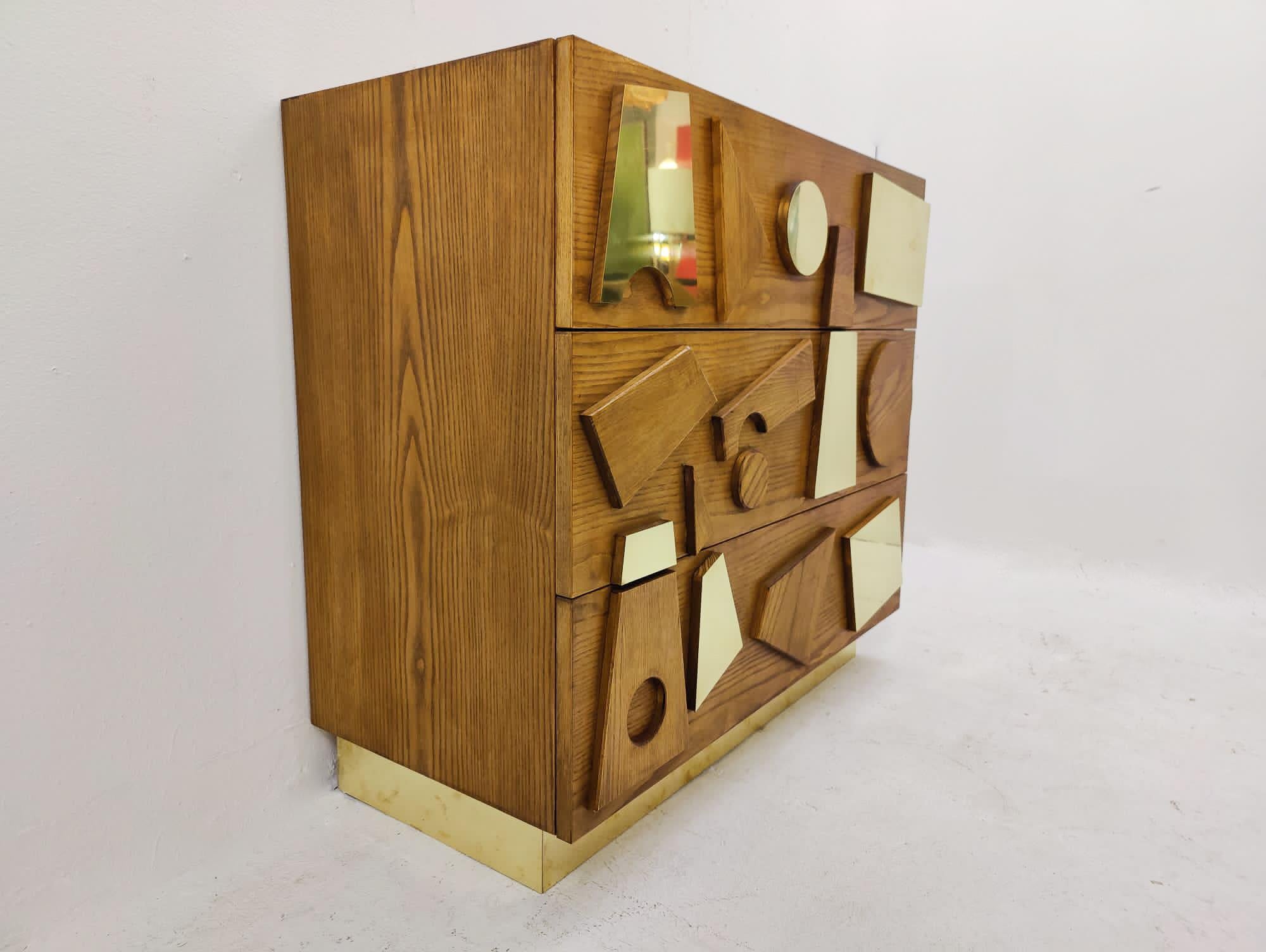 Mid-Century Modern Contemporary Pair of Chest of Drawers, Wood and Brass, Italy For Sale