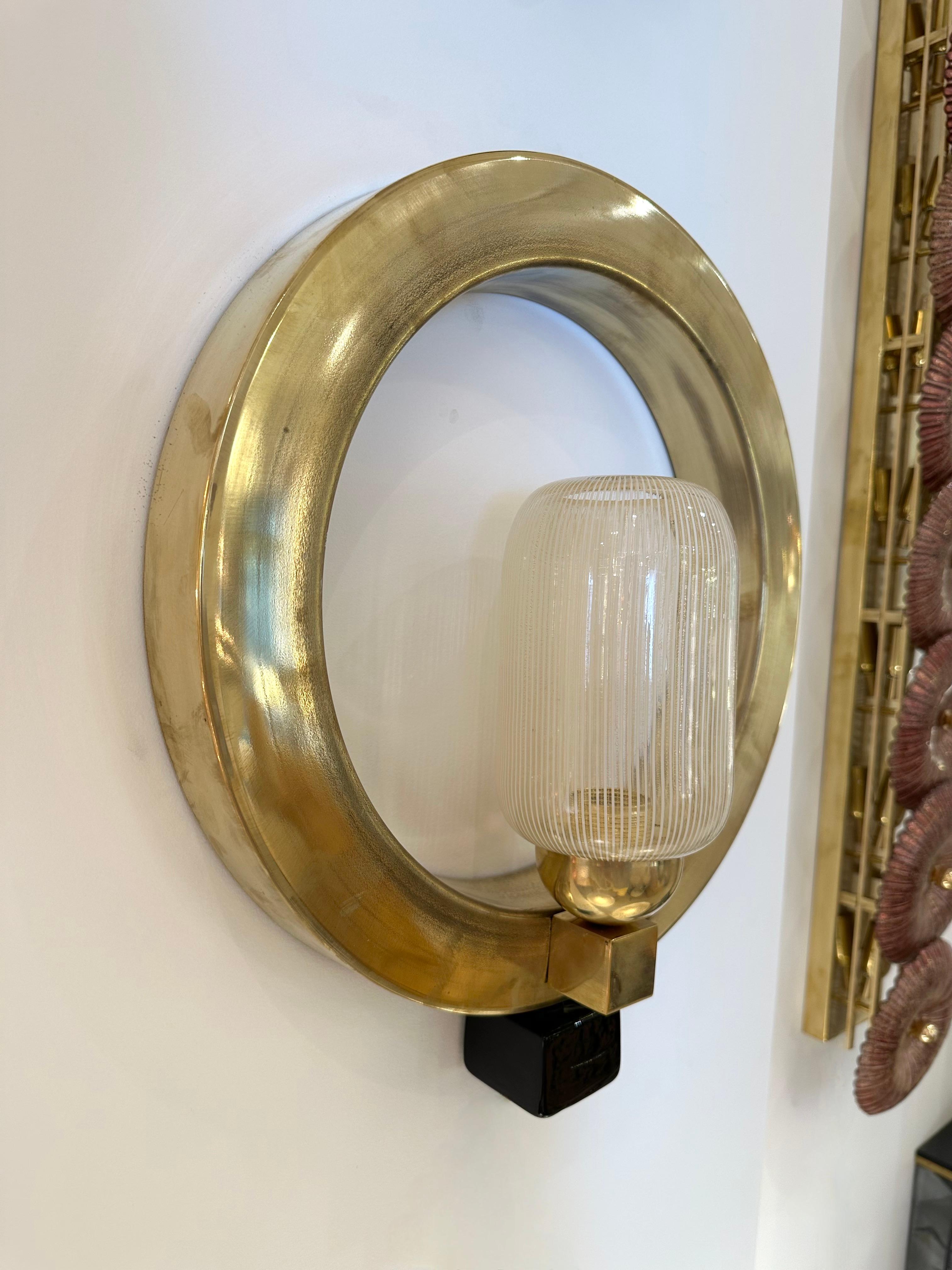 Contemporary Pair of Circle Brass and Murano Glass Sconces, Italy For Sale 6