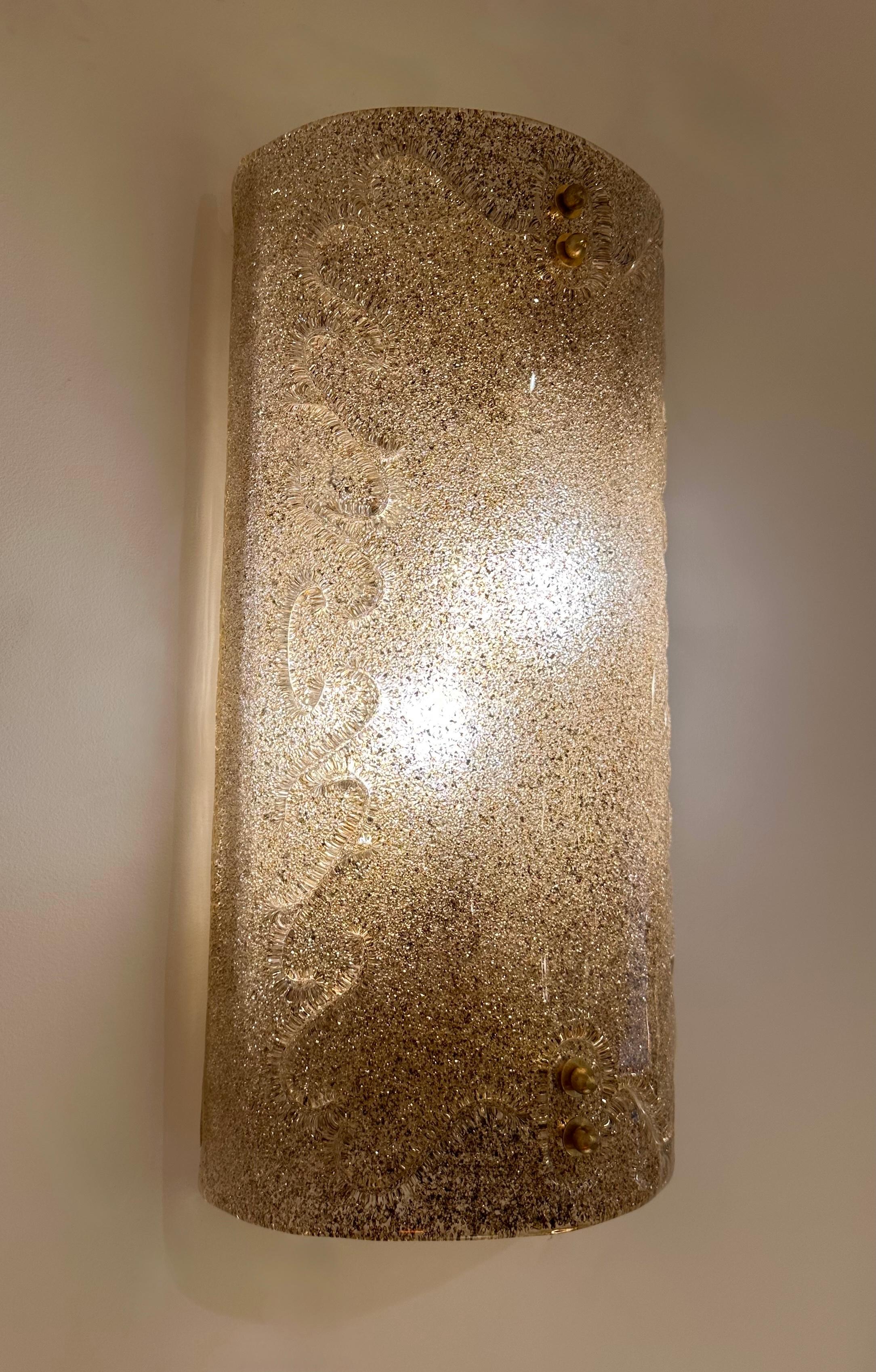 Contemporary Pair of Cola Granita Murano Glass and Brass Sconces, Italy For Sale 7