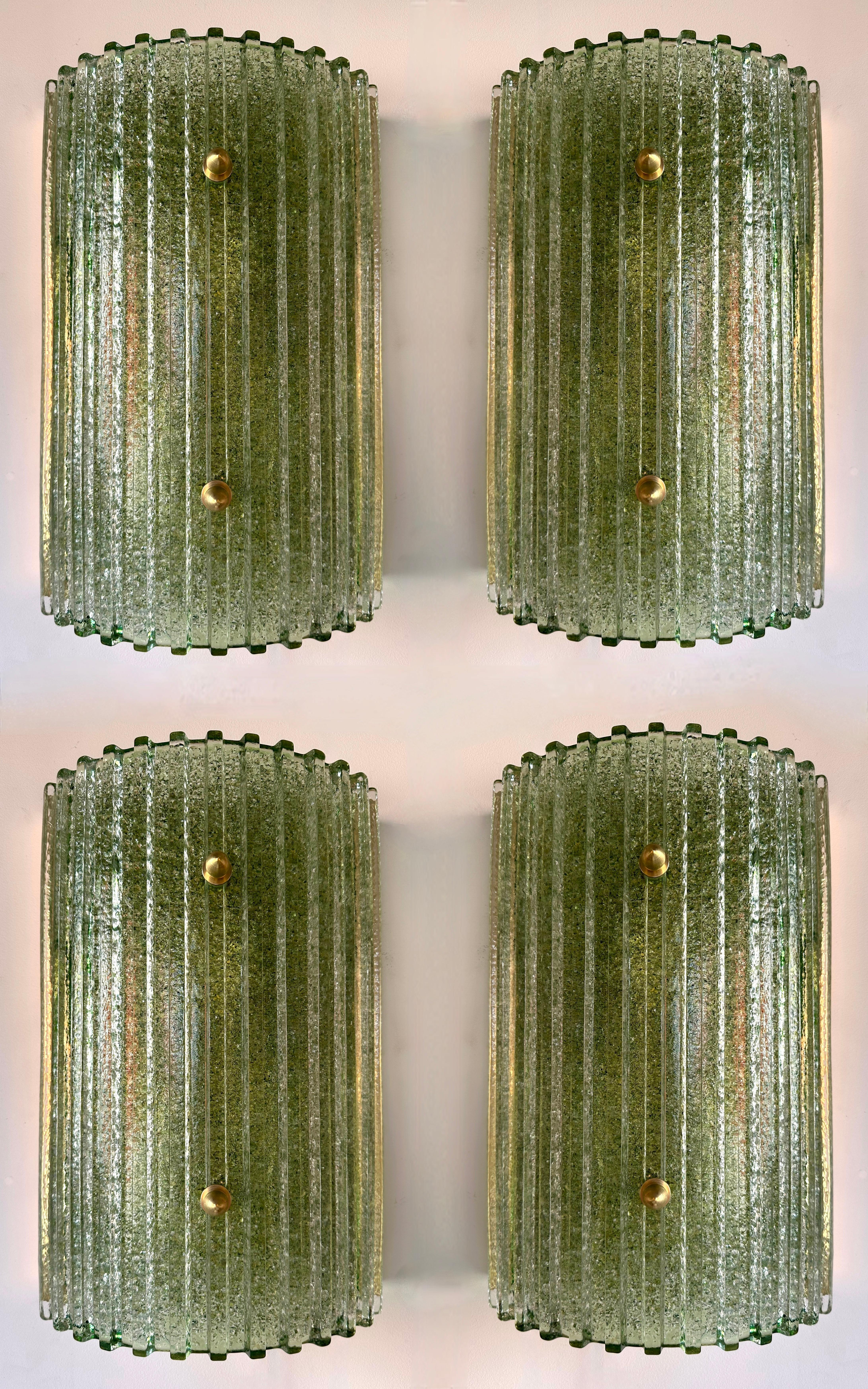 Coppia contemporanea di lampade in vetro di Murano Greene & Greene e ottone, Italia in vendita 2