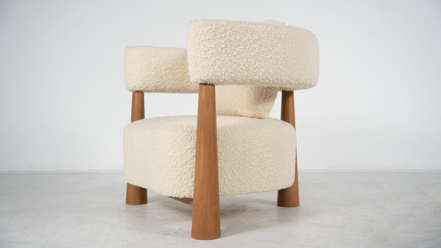Contemporary Pair of Italian Armchairs, Wood and White Boucle Fabric For Sale 8