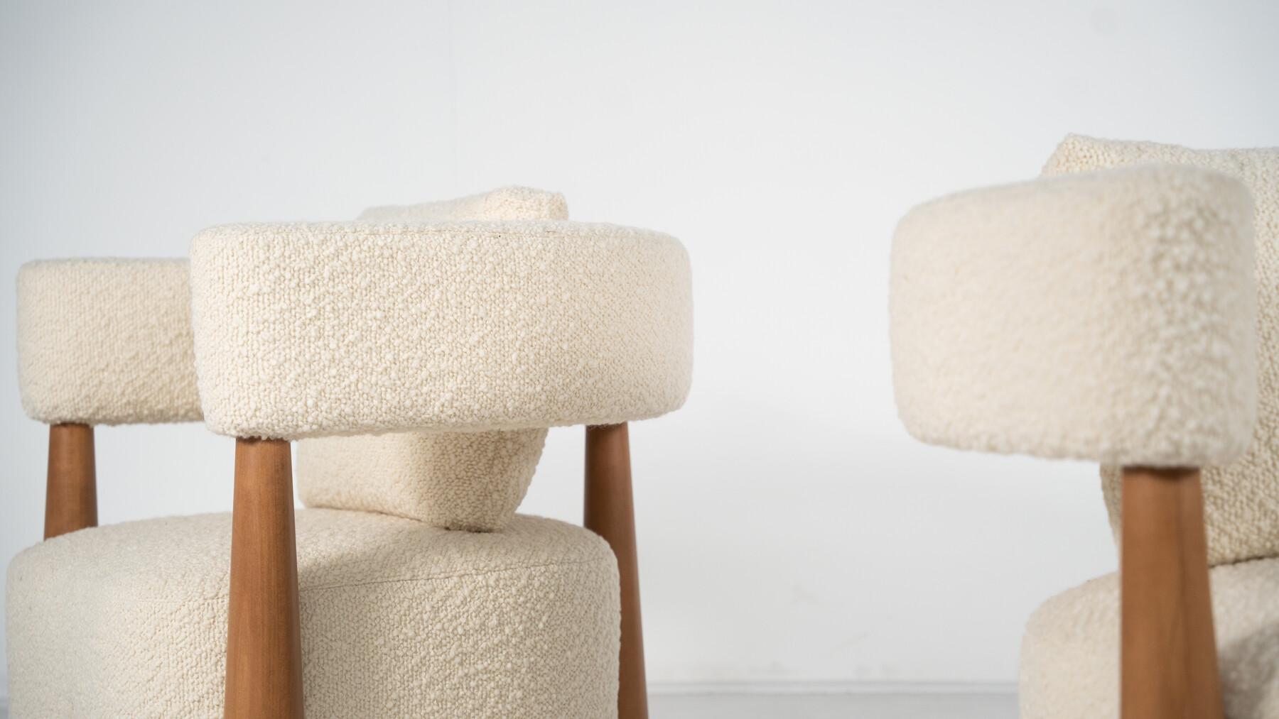Contemporary Pair of Italian Armchairs, Wood and White Boucle Fabric For Sale 5