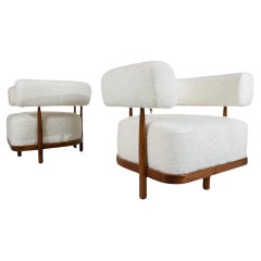 Paire de fauteuils italiens contemporains, Wood et tissu bouclé blanc