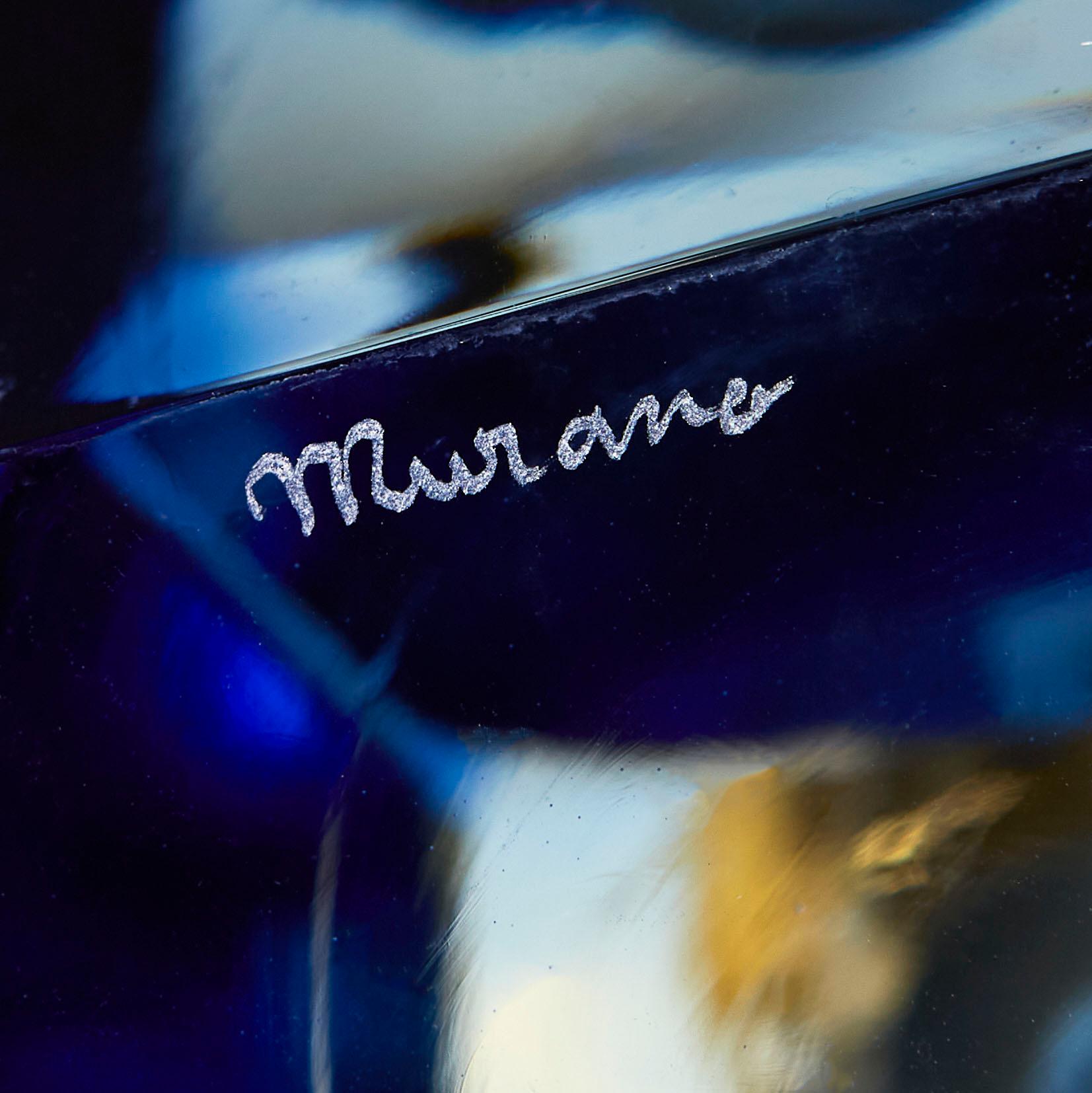 Vetro di Murano Coppia contemporanea di lampade da tavolo italiane di Murano in roccia blu egiziana in vendita