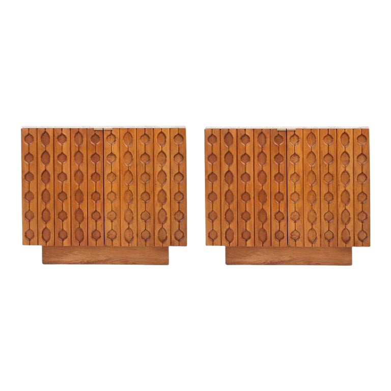 Paire de buffets italiens contemporains en bois massif et travertin en vente