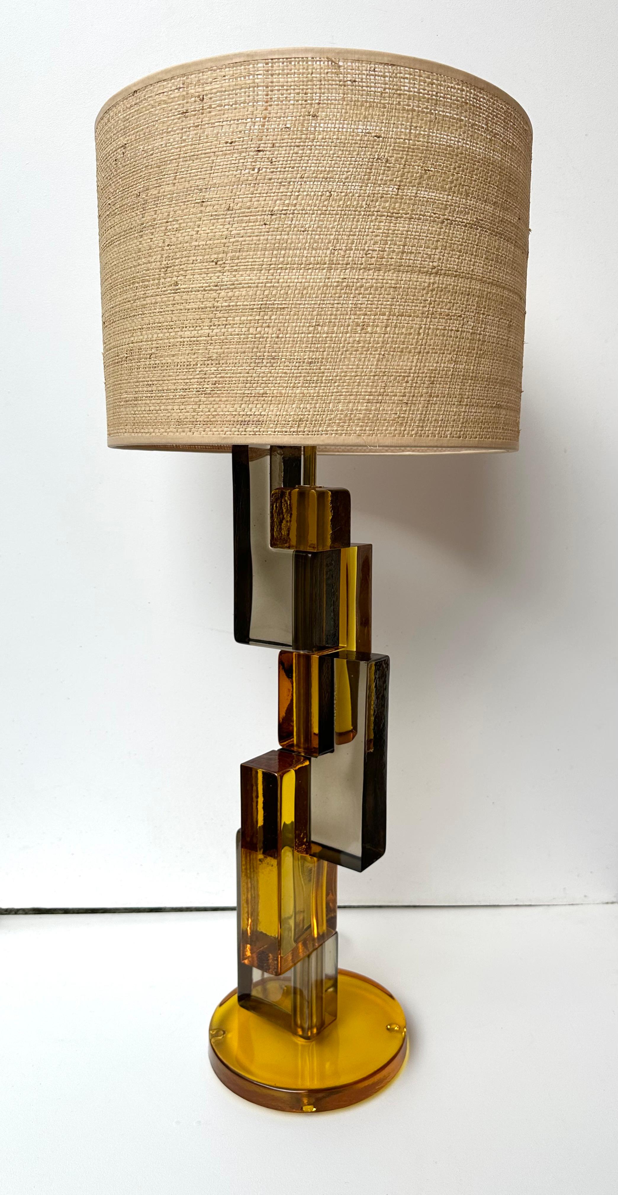 Mid-Century Modern Contemporary Pair of Lamps Amber Smoke Cubic Murano Glass and Brass, Italy For Sale