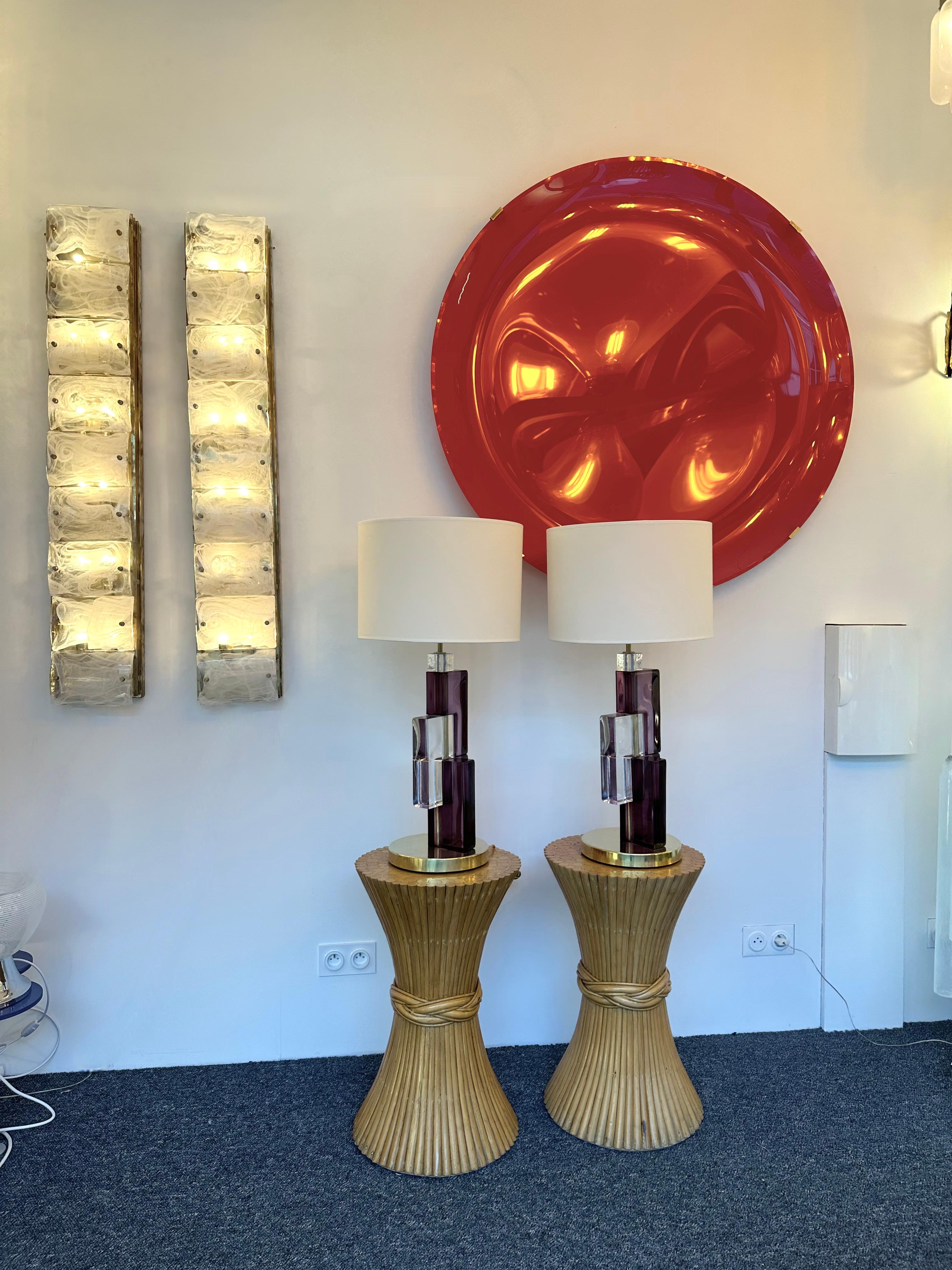 Contemporary Pair of Lamps Amethyst Cubic Murano Glass and Brass, Italy In New Condition For Sale In SAINT-OUEN, FR