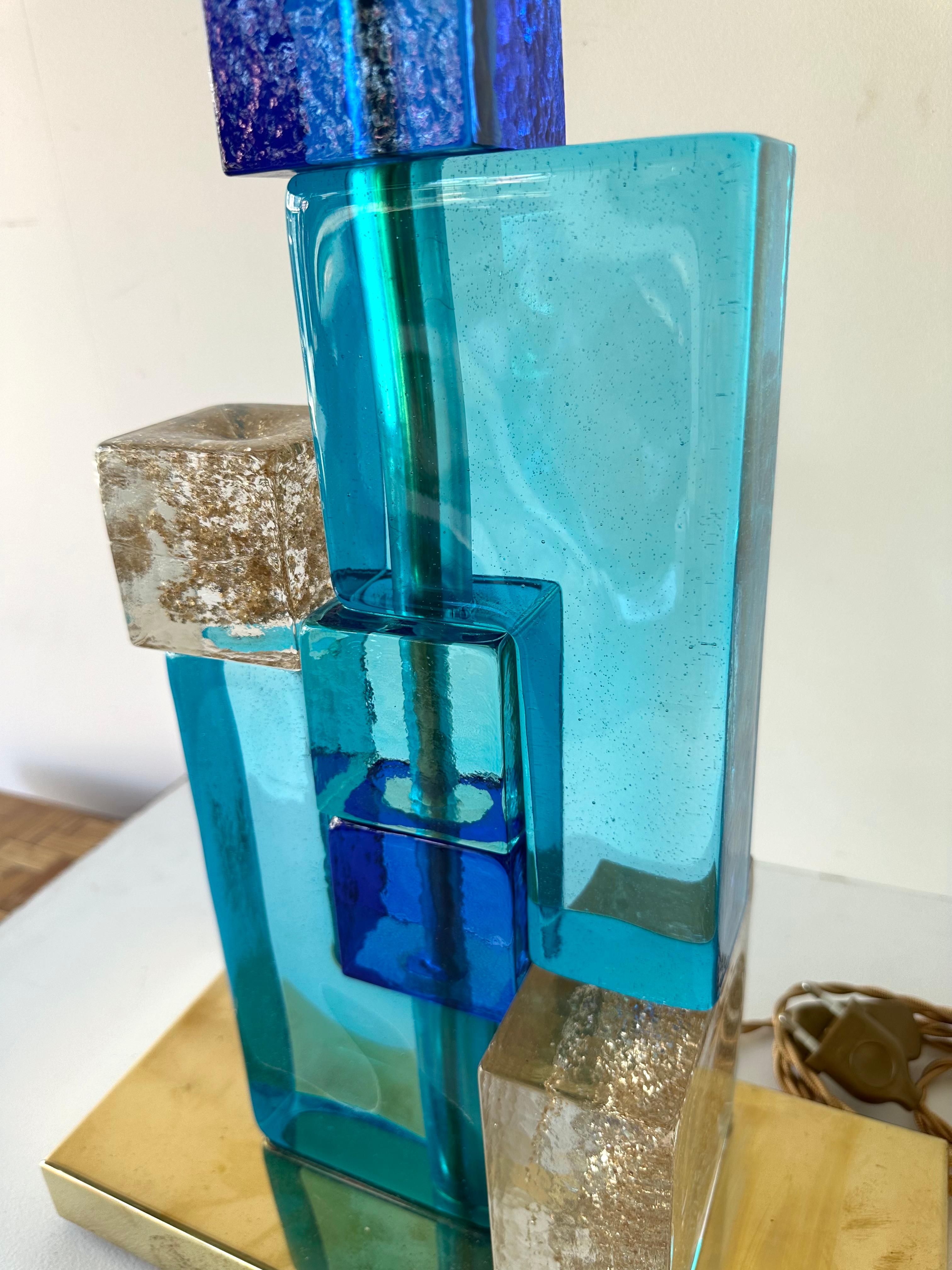 Contemporary Pair of Lamps Blue Gold Powder Cubic Murano Glass and Brass, Italy For Sale 4