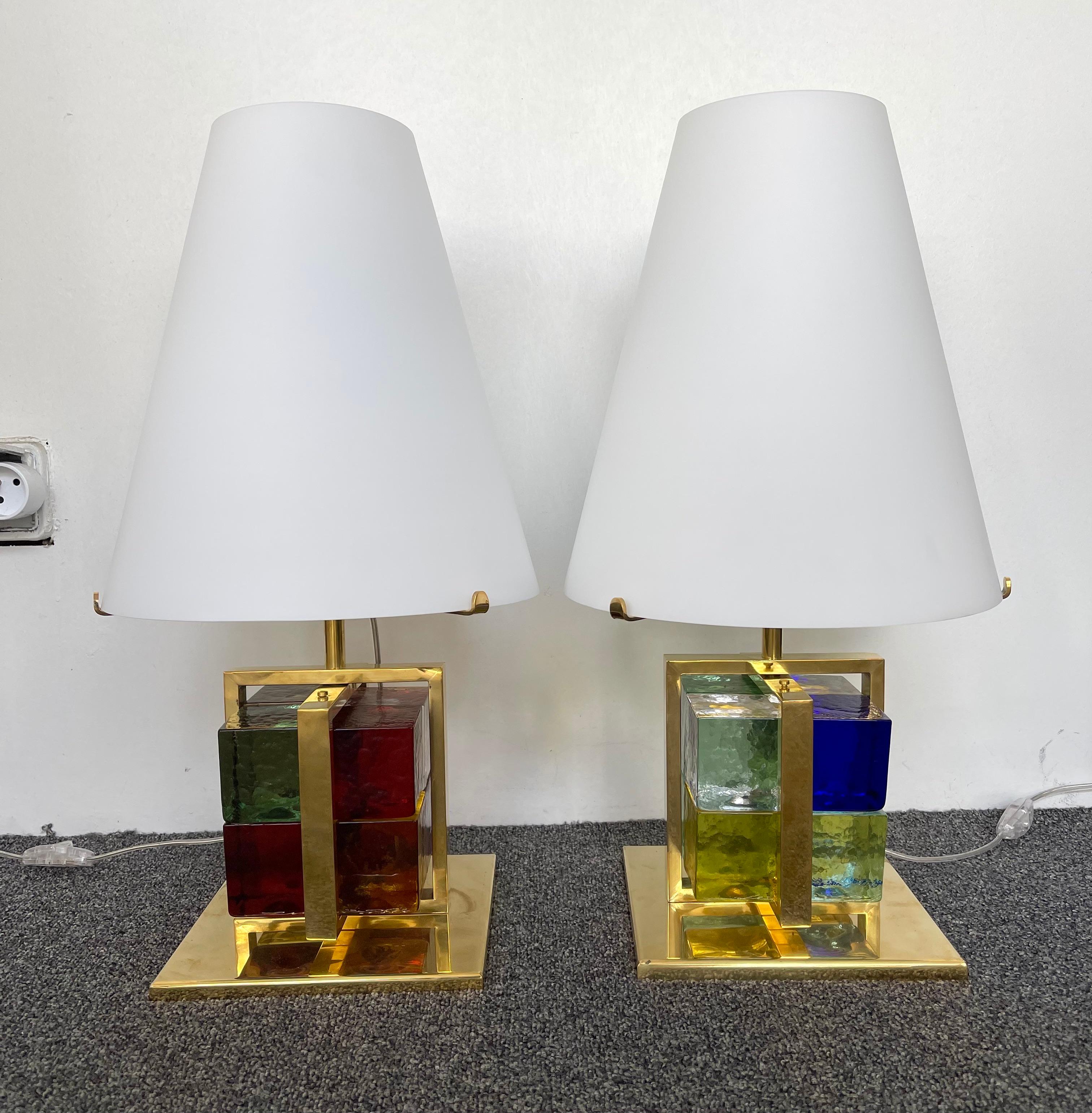 Zeitgenössisches Paar Lampen Messing Käfig Muranoglas Würfel, Italien im Angebot 2