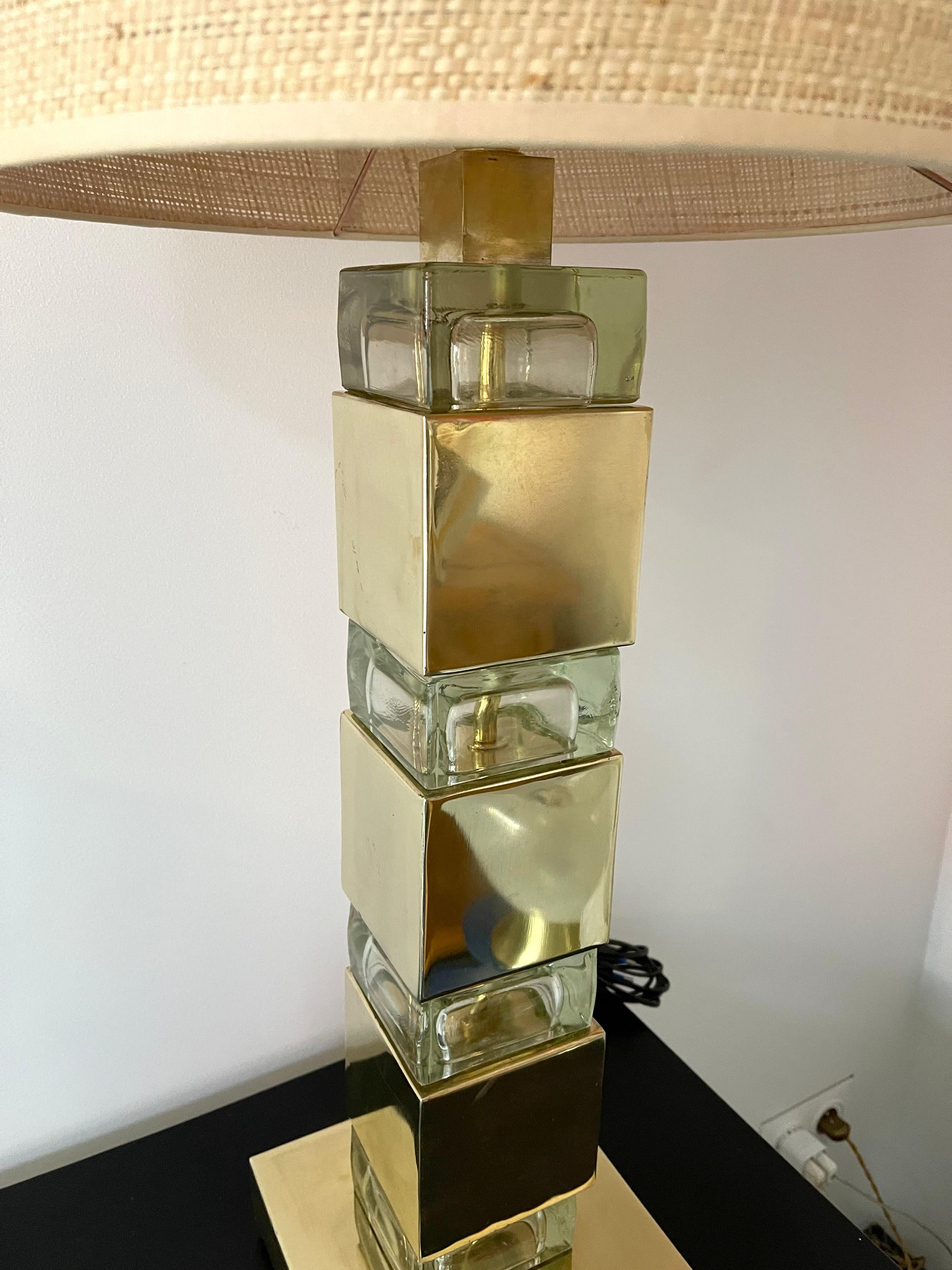 Contemporary Pair of Lamps Brass Column Cube Murano Glass, Italy 5