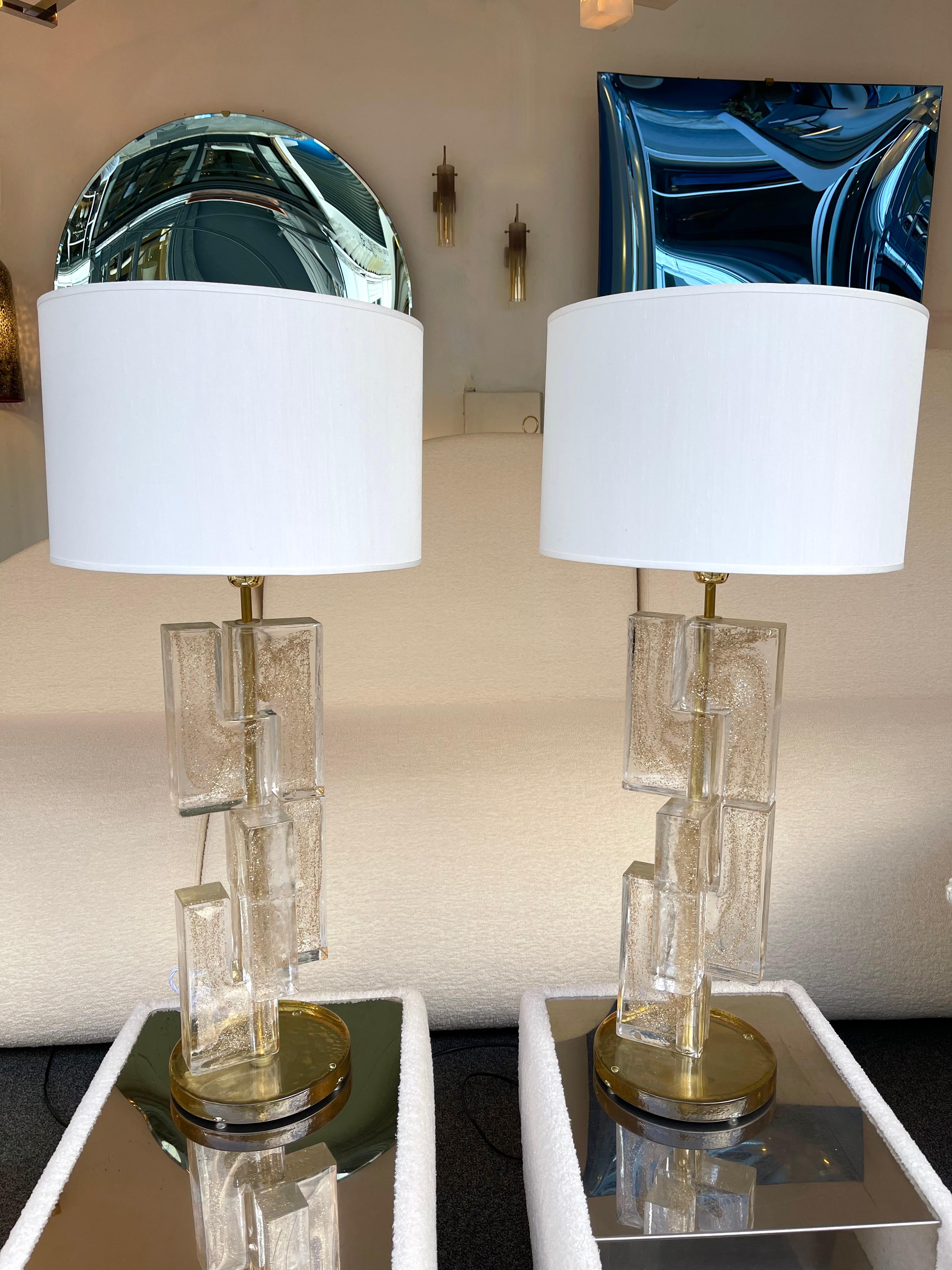 Contemporary Pair of Lamps Gold Leaf Cubic Murano Glass and Brass, Italy In New Condition In SAINT-OUEN, FR