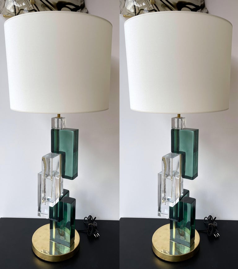 Contemporary Pair of Lamps Green Cubic Murano Glass and Brass, Italy For Sale 4
