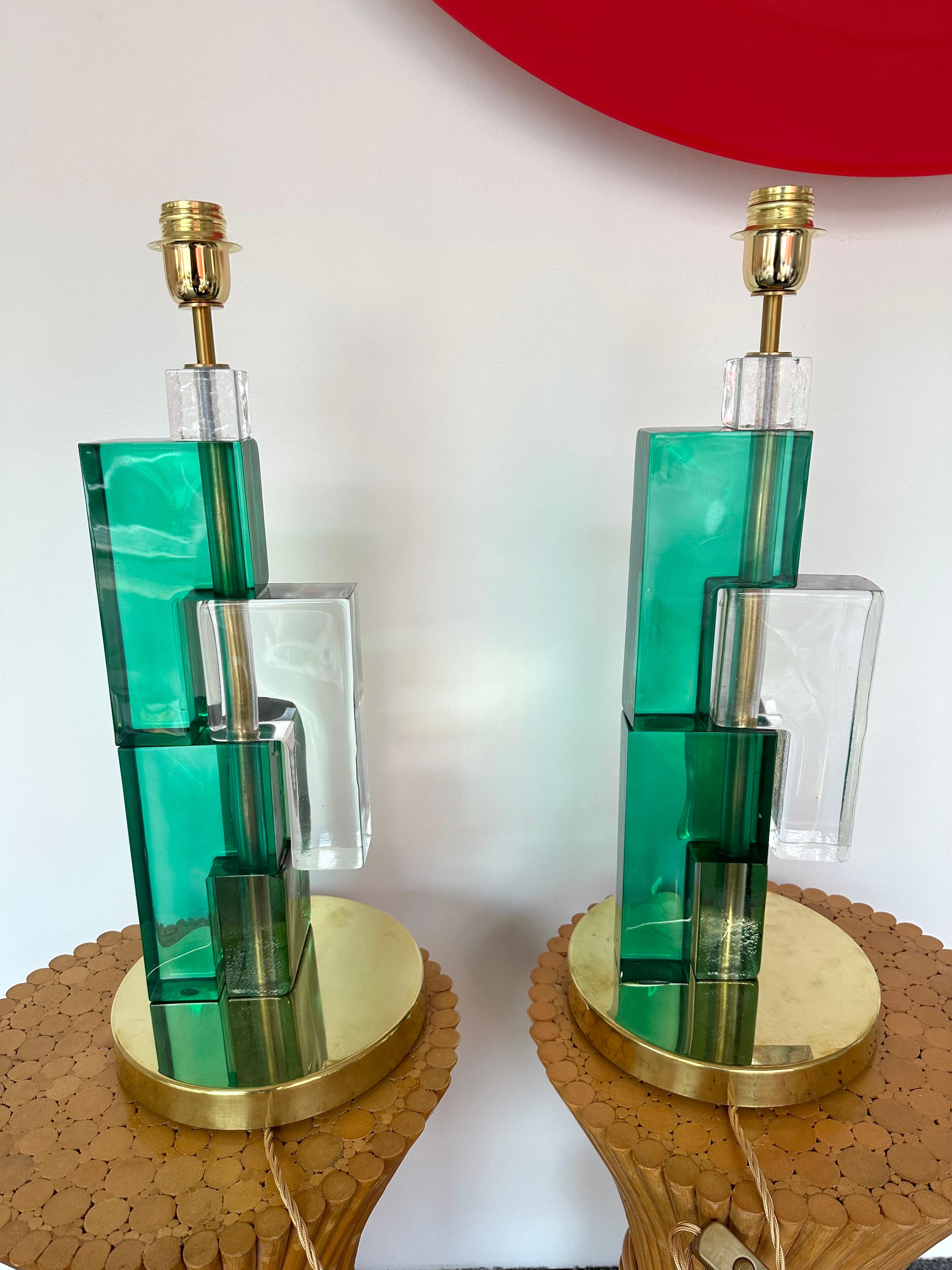 Contemporary Pair of Lamps Green Cubic Murano Glass and Brass, Italy 2