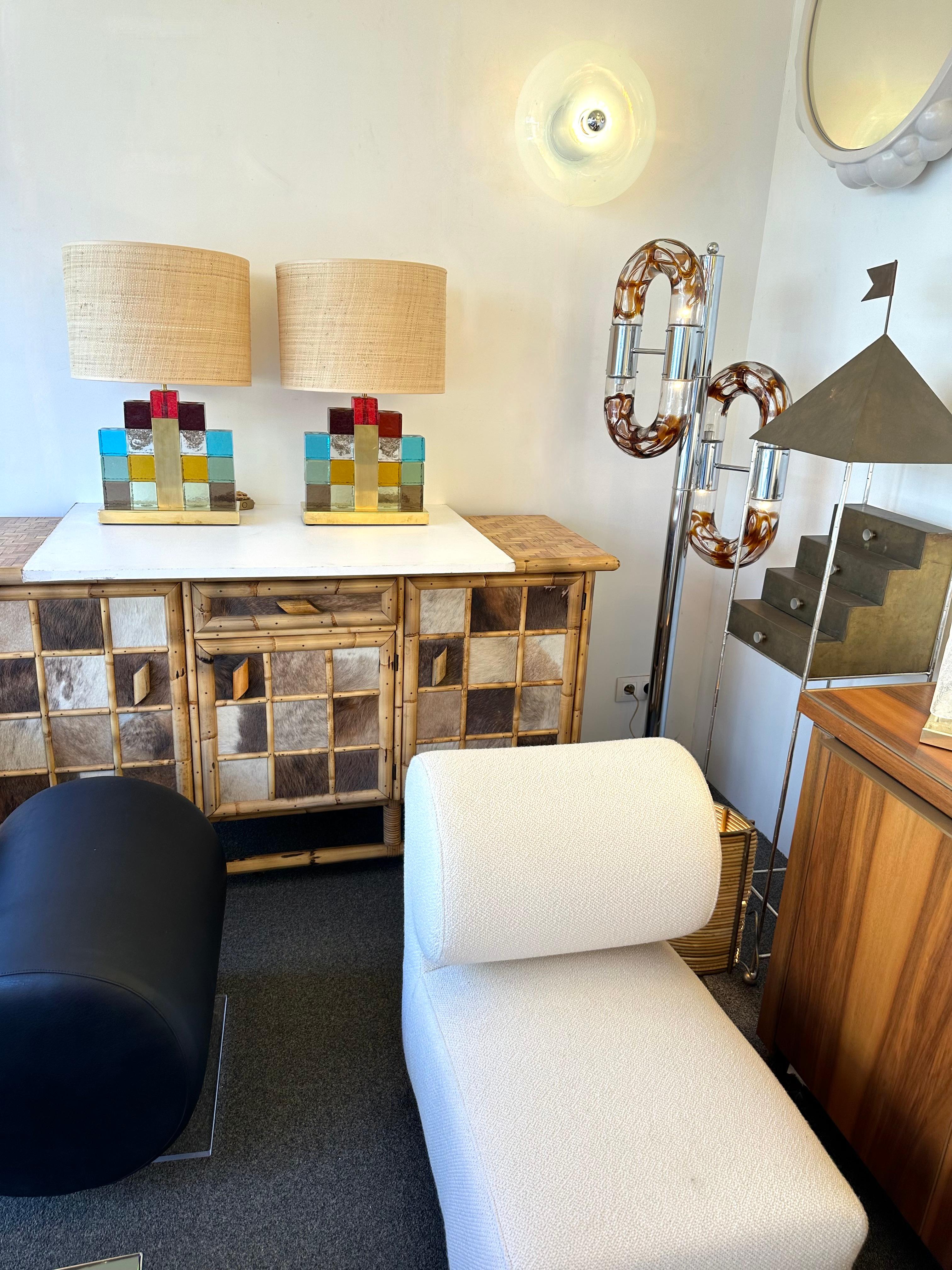 Paire de lampes contemporaines Multicolore Cubique en verre de Murano et laiton, Italie Neuf - En vente à SAINT-OUEN, FR