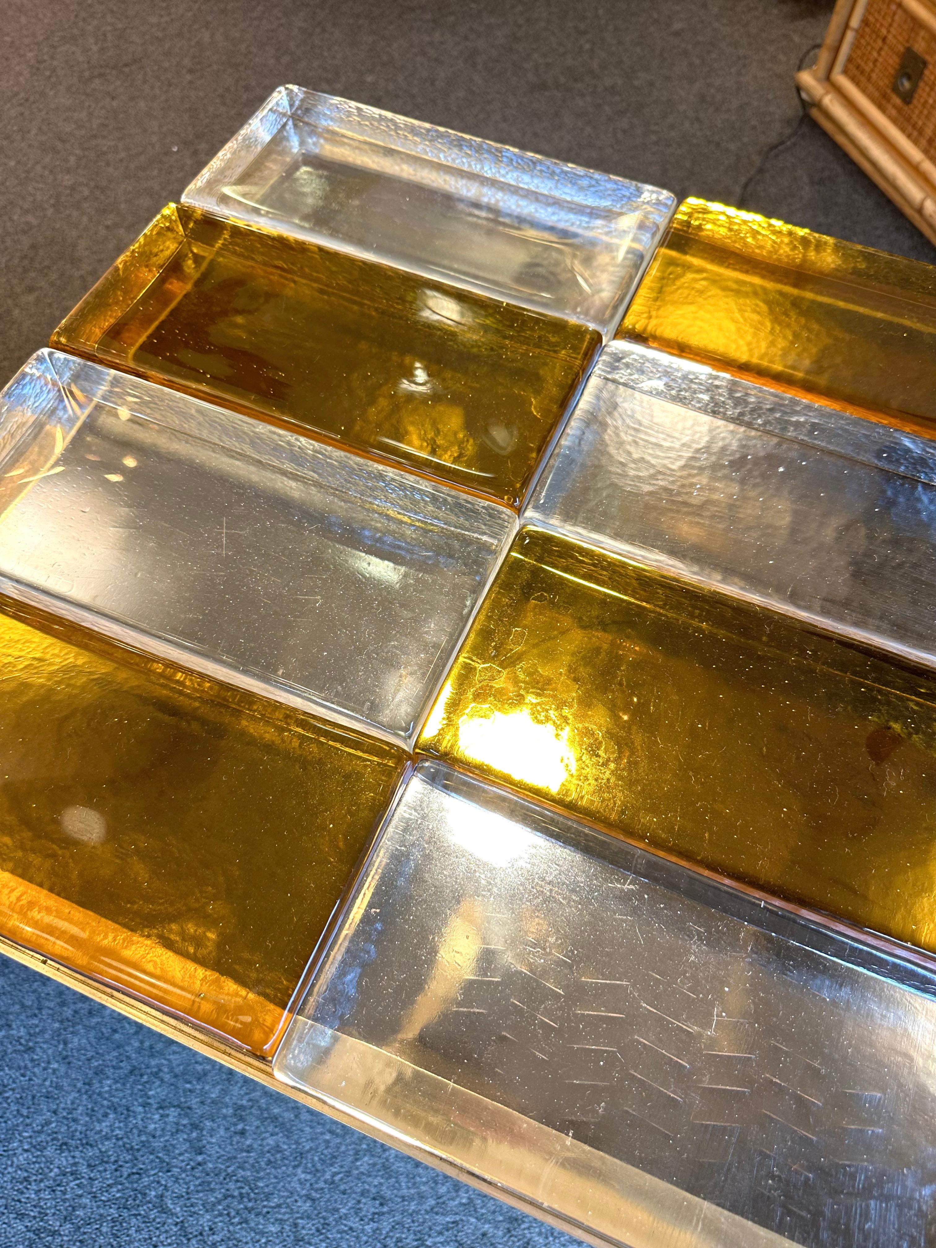 Coppia di tavolini contemporanei in vetro di Murano e ottone, Italia in vendita 7