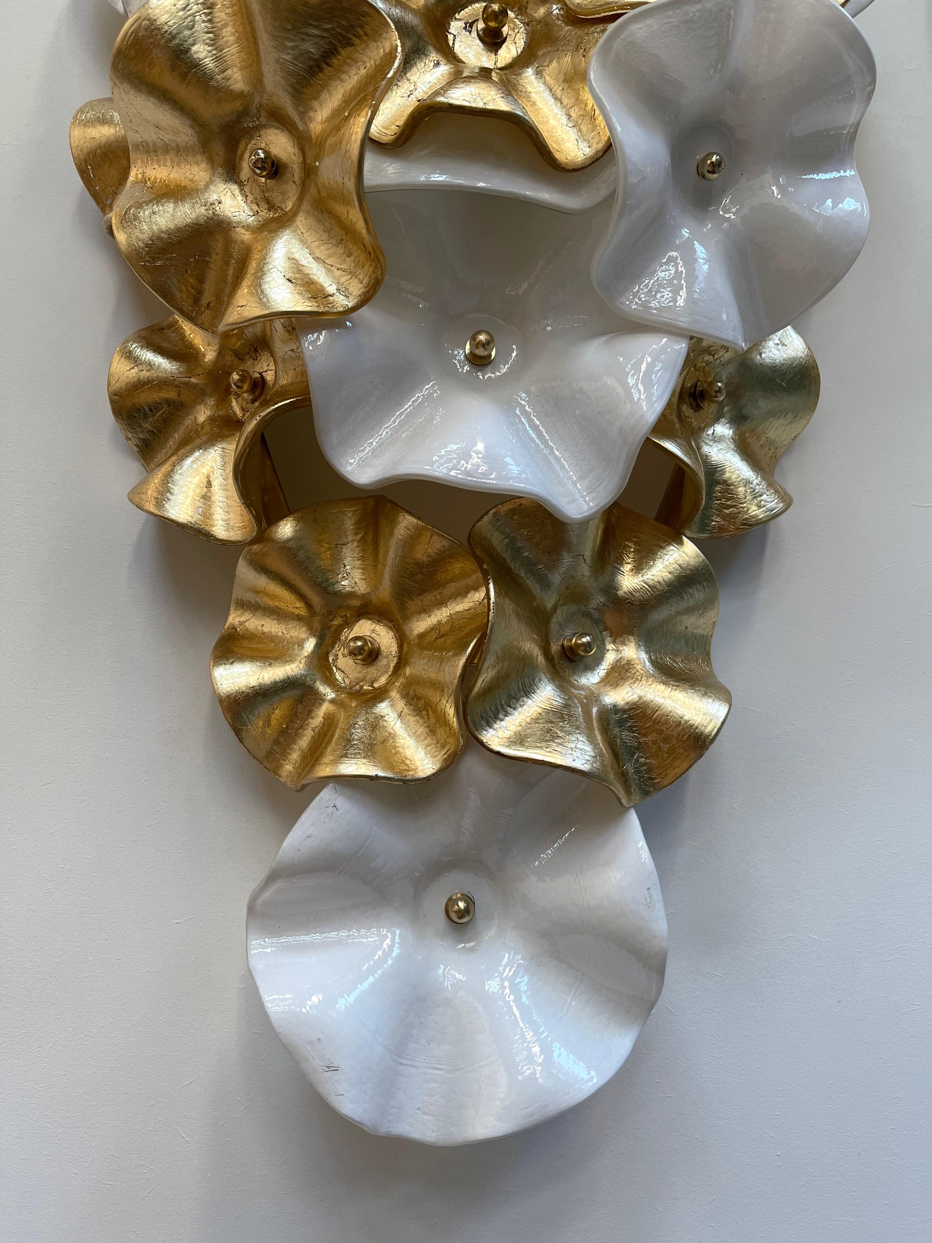 Contemporary Pair of Murano Glass Flowers and Brass Sconces, Italy 1
