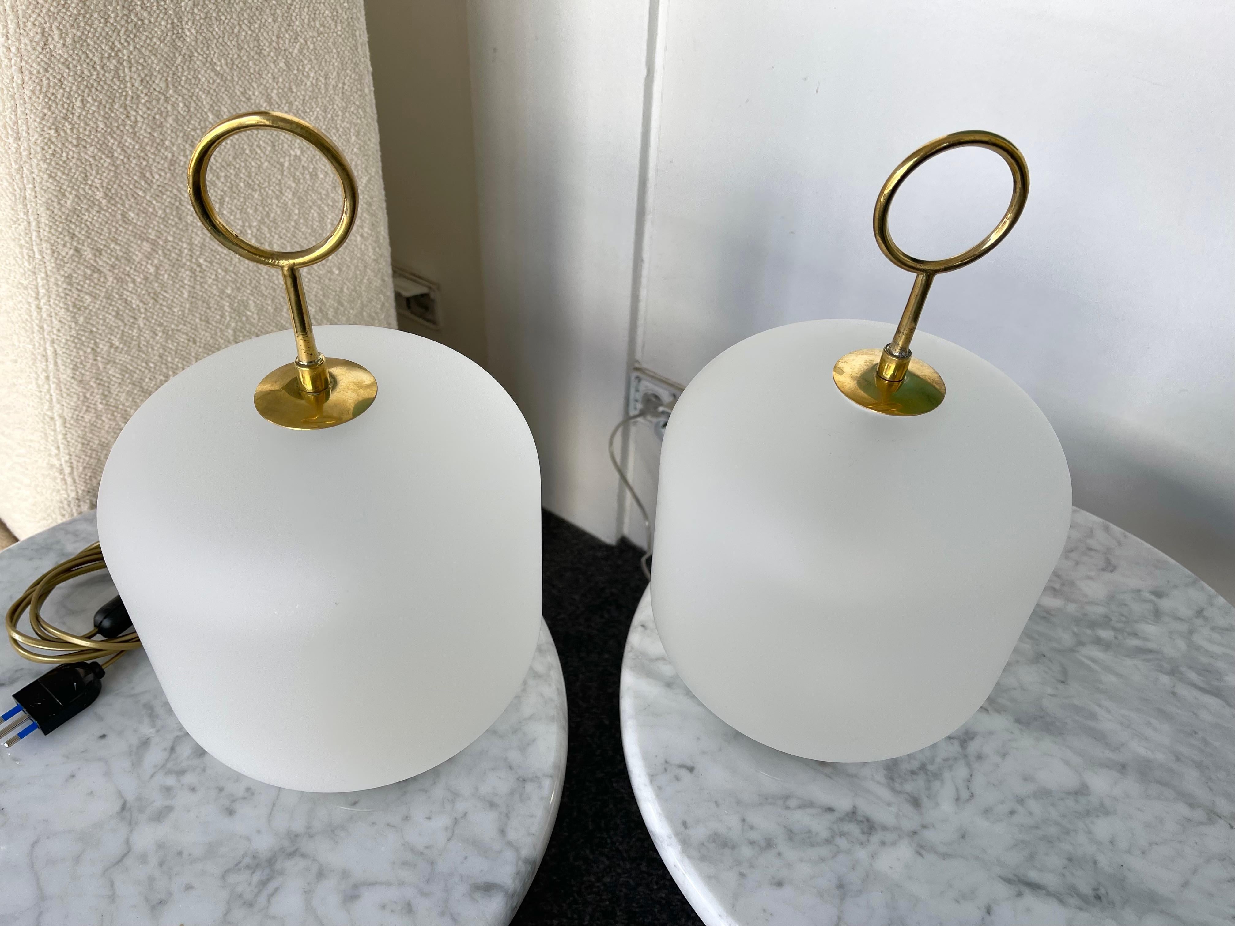 Contemporary Pair of Murano Glass Medium Can Lamps Brass Ring, Italy In New Condition For Sale In SAINT-OUEN, FR