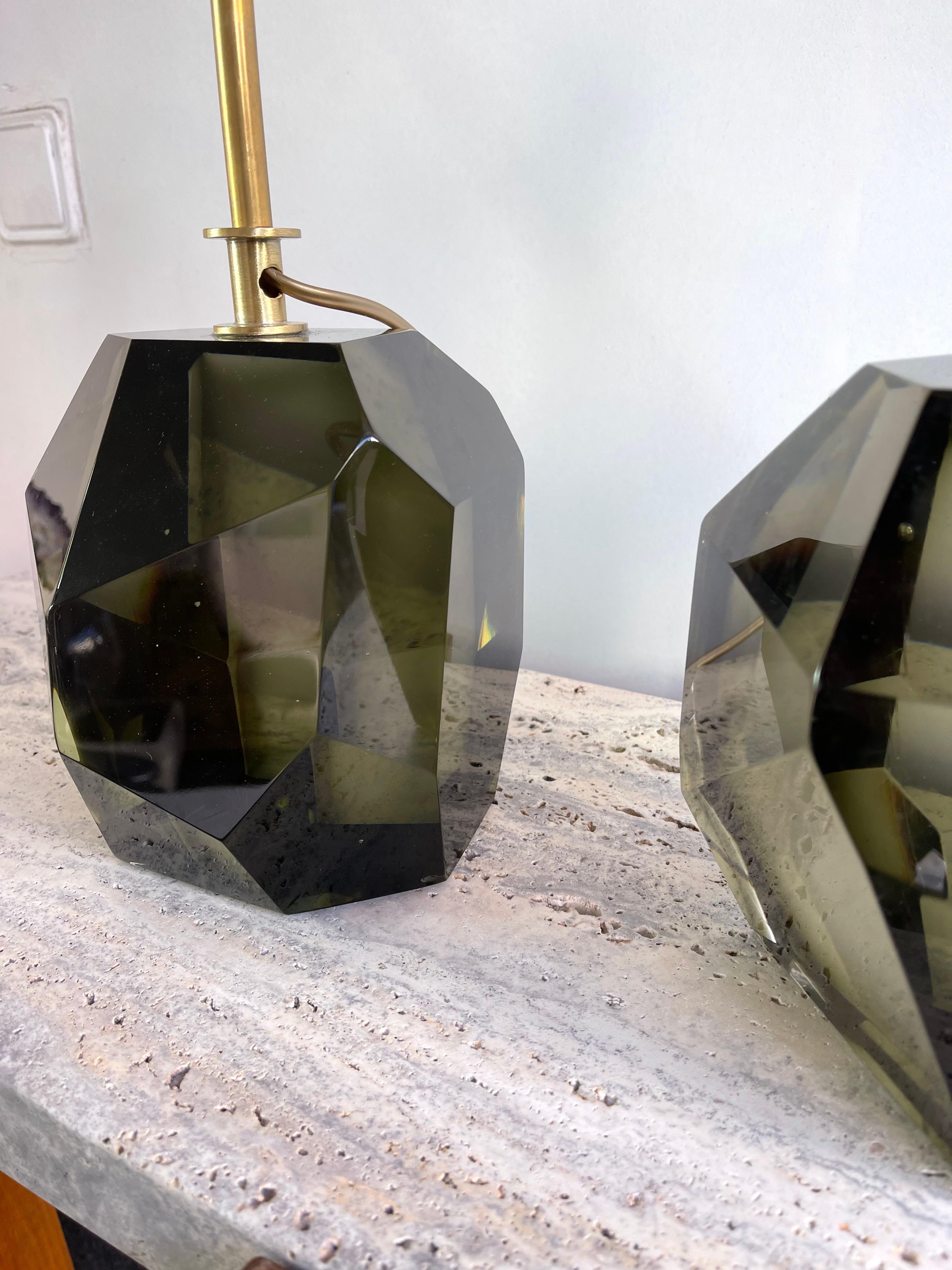 Contemporary Pair of Stone Diamond Murano Glass and Brass Lamps, Italy For Sale 5