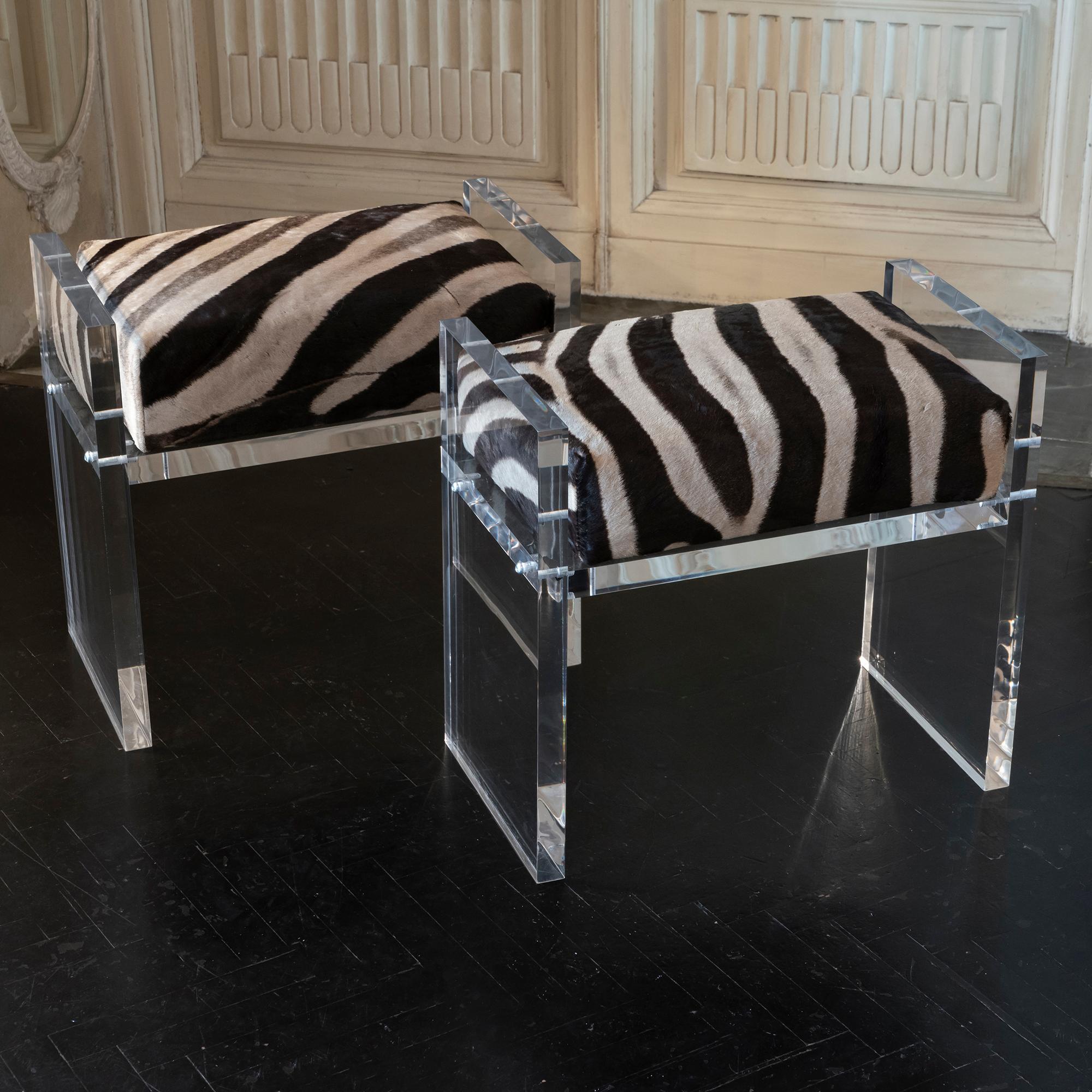 Contemporary Pair of Stools, Zebra Skin and Clear Plexiglass, Italy, 2020 In Excellent Condition In Firenze, IT