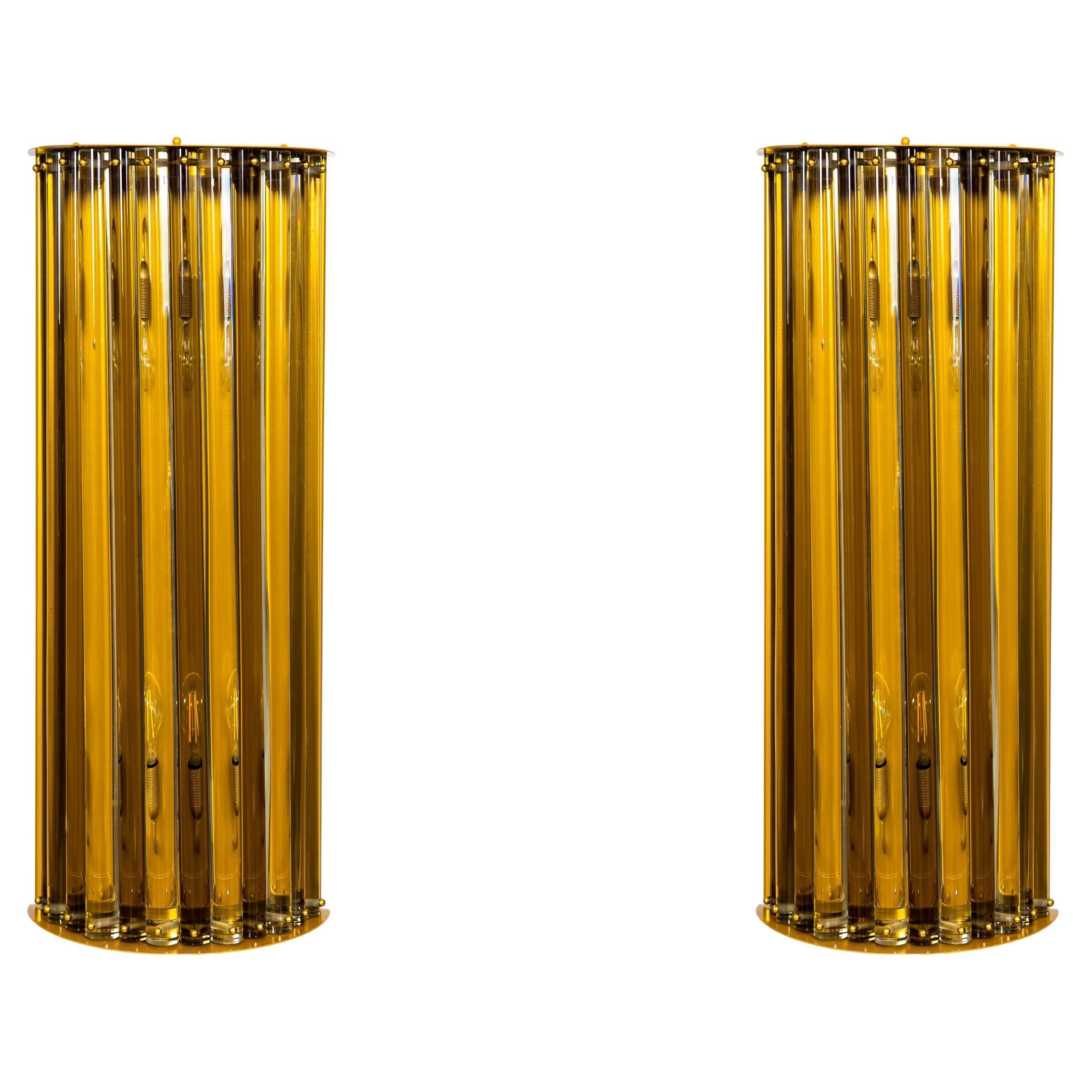 Contemporary Pair of Straw-Color Murano Glass Wall Lights by Giovanni Dalla Fina For Sale