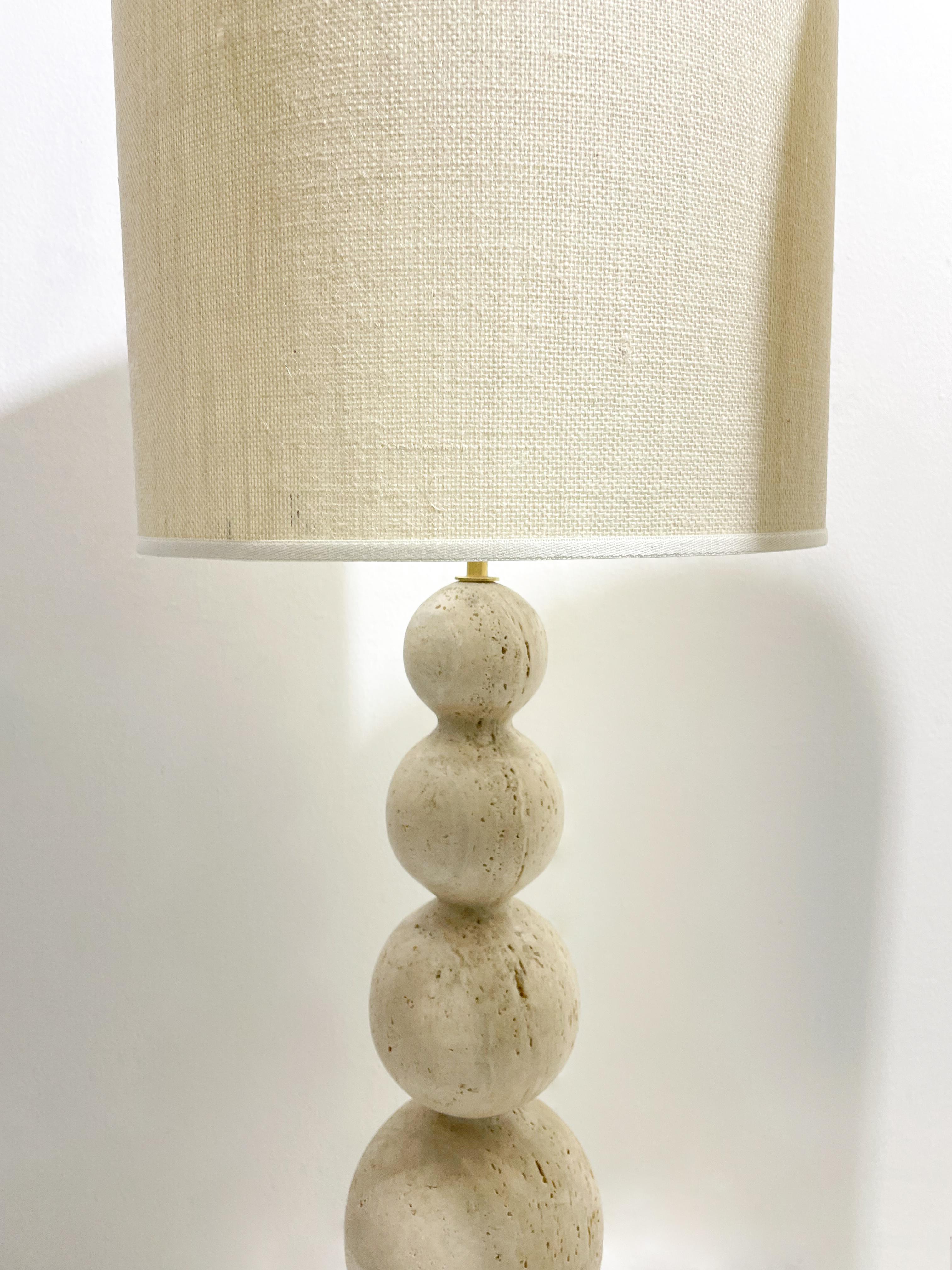 Contemporary Pair of travertine Lamps, Italy For Sale 6