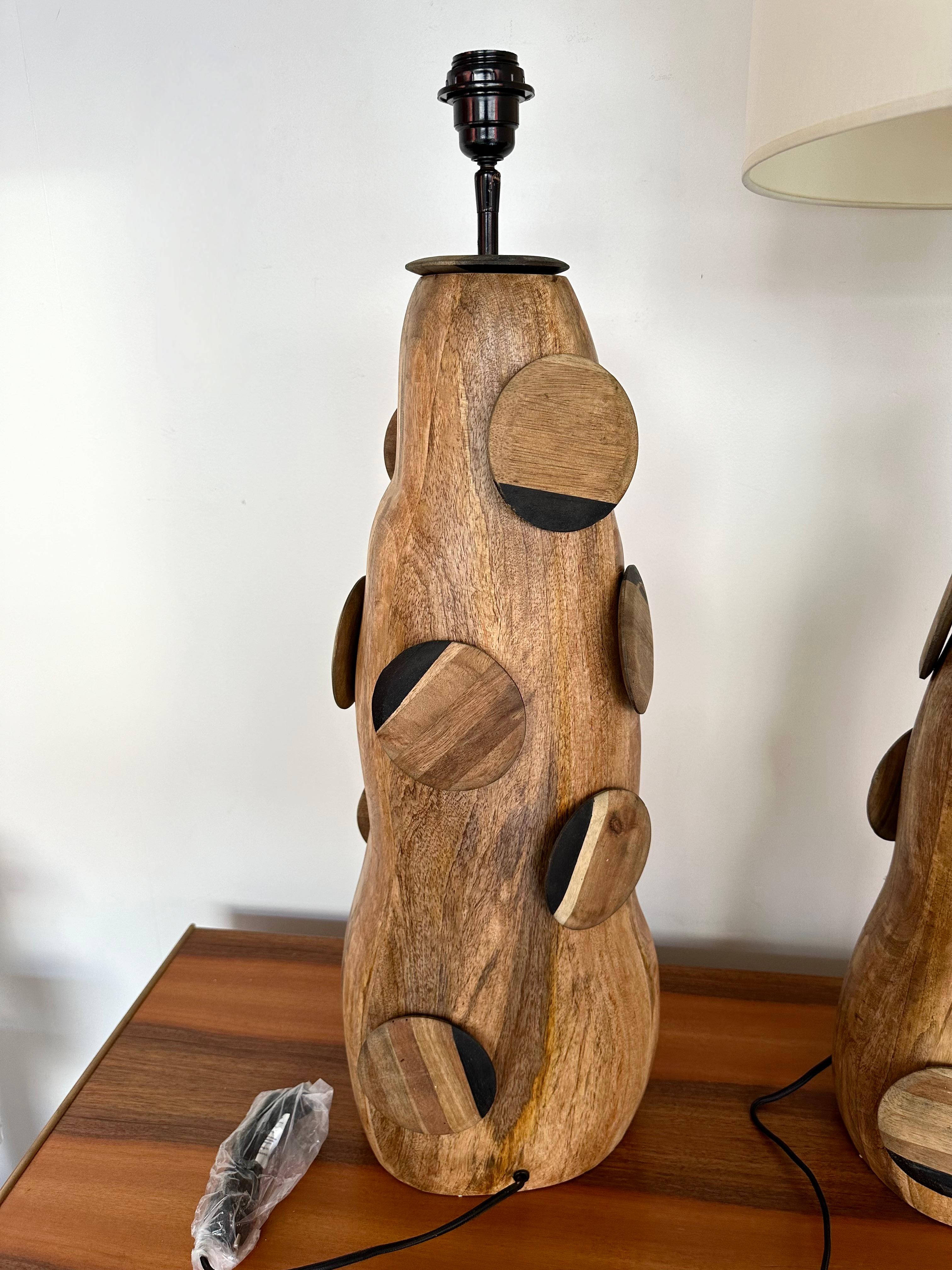 Contemporary Pair of Wood Discs Lamps, Italy For Sale 8