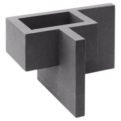Chandigarh II - Dark Grey - Design Vase Paolo Giordano Cement Cast