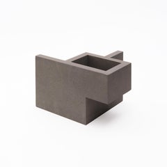 Chandigarh II - Calcestruzzo naturale  Design/One Paolo Giordano Colata di cemento