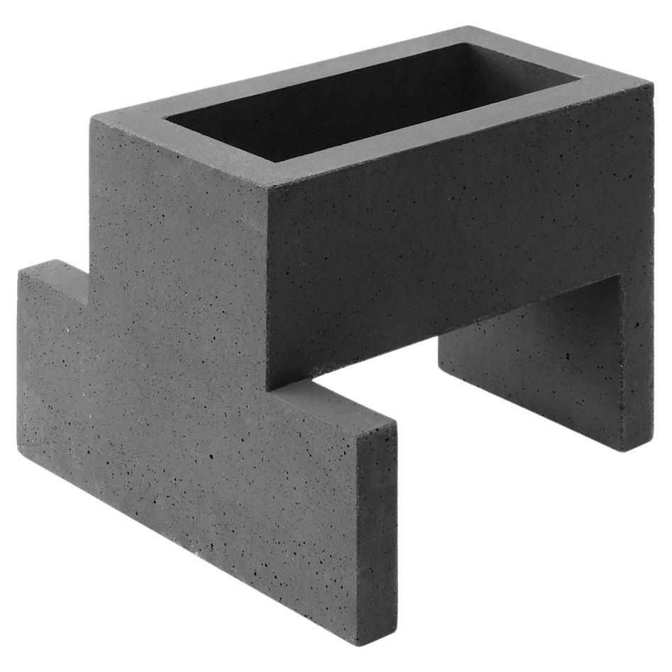 Chandigarh III - Dark Grey - Design Vase Paolo Giordano Cement Cast For Sale