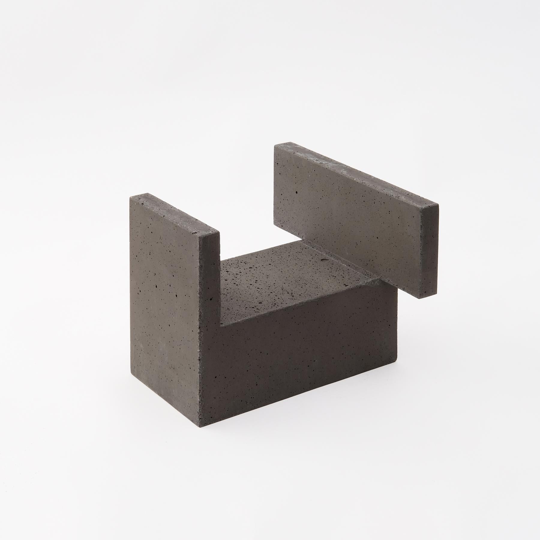 Chandigarh III - Natural Concrete -  Design Vase Paolo Giordano Cement Cast In New Condition For Sale In MILANO, ML