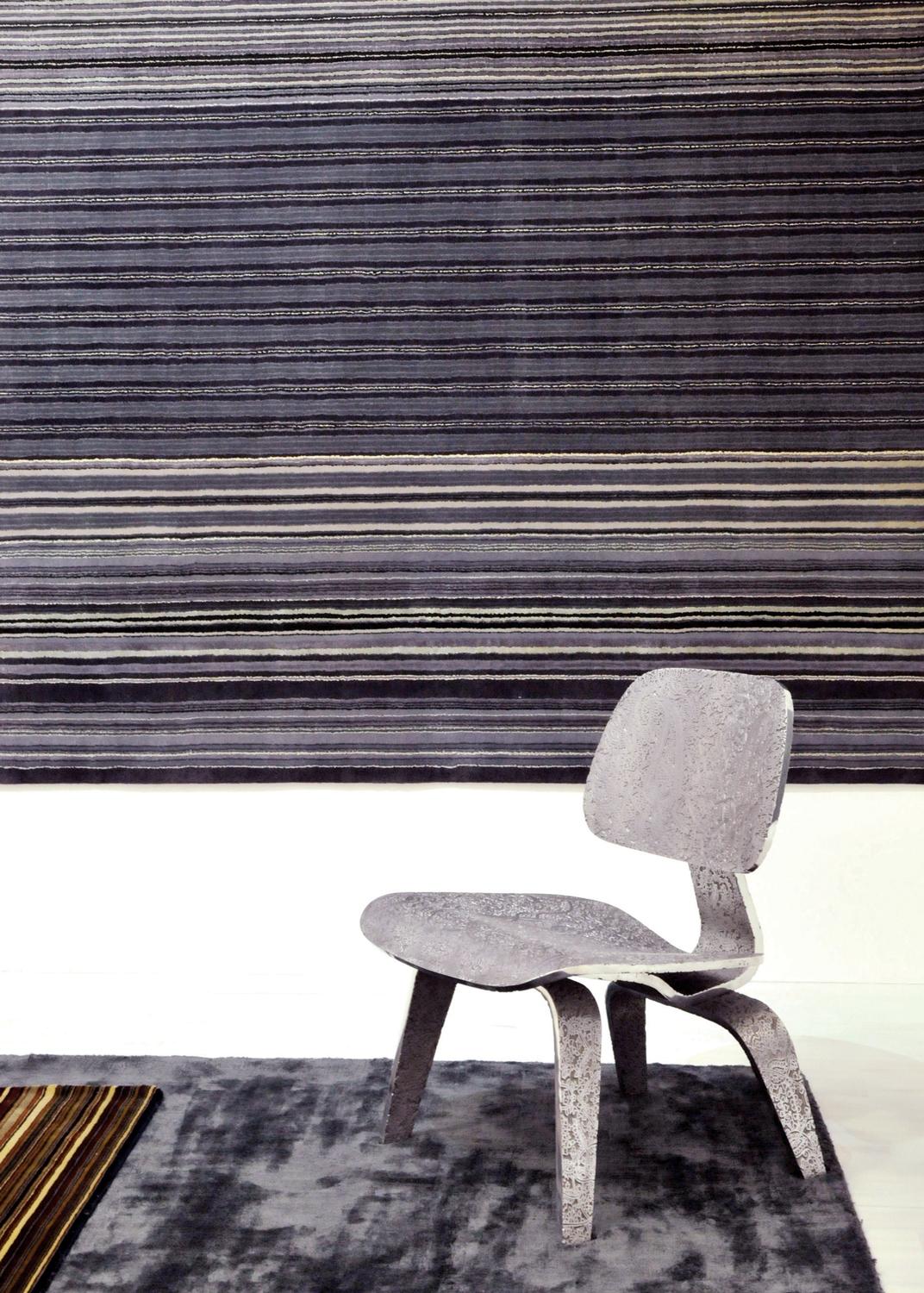 Italian Ethno Eames - Aluminium - Design Chair Paolo Giordano Edition Cast Contemporary For Sale