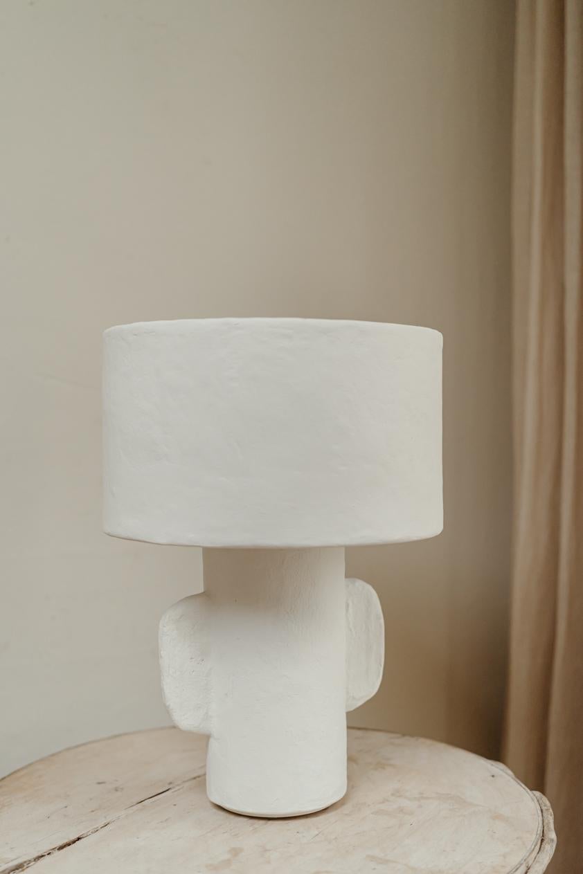 Contemporary Papier Mache Lamp, roundshaped lampshade For Sale 1