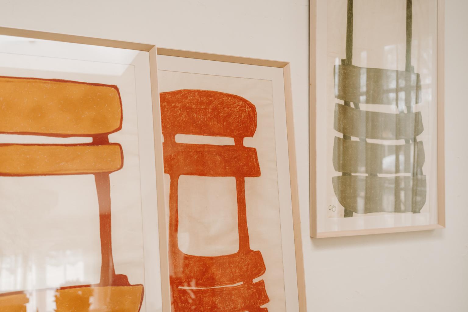 Contemporary Pastell und Kohle auf Reispapier ... the french chair ...  im Angebot 5
